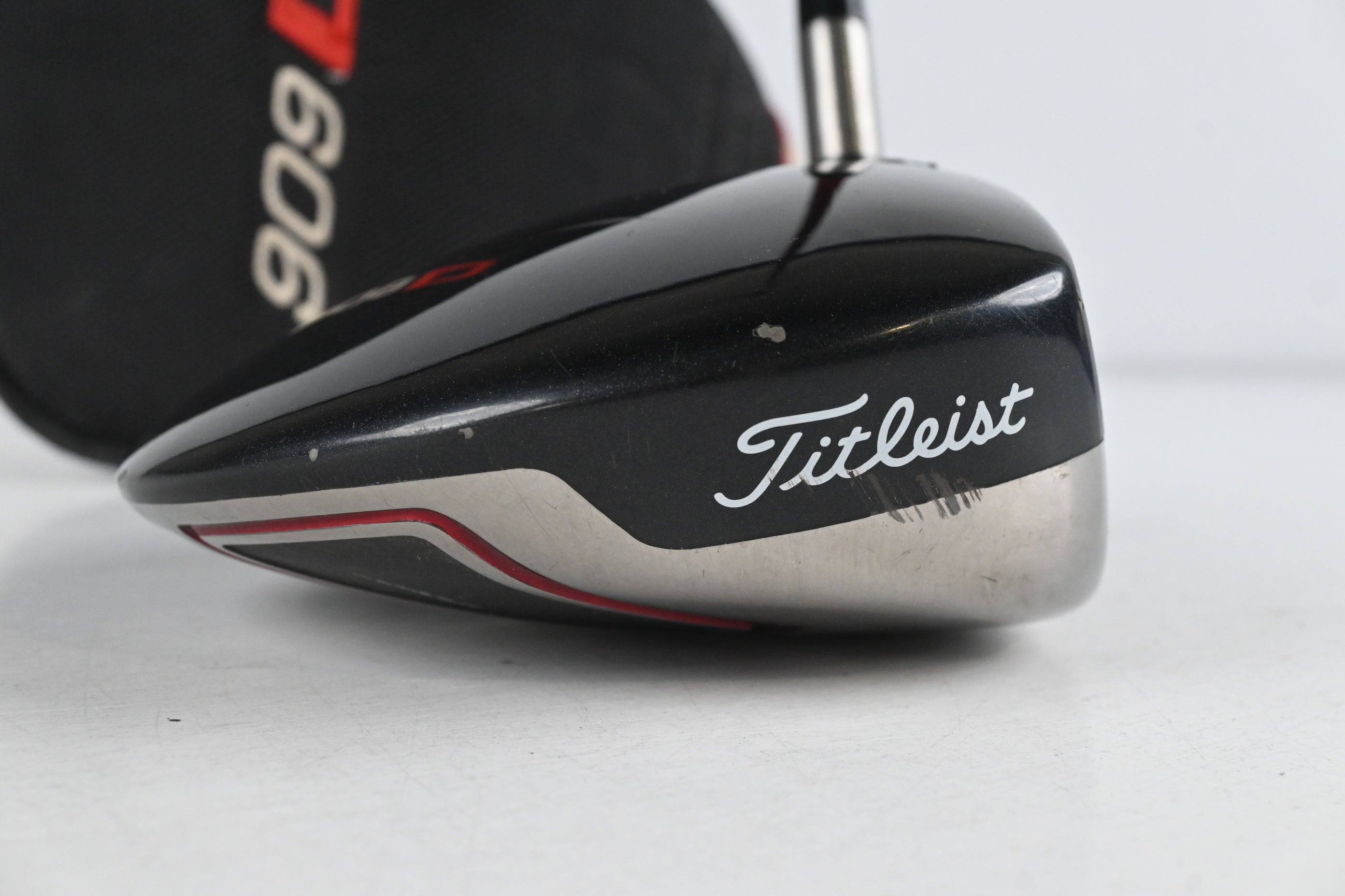 Titleist 909 D Comp Driver / 10.5 Degree / Regular Flex Matrix Ozik XCon-5 Shaft