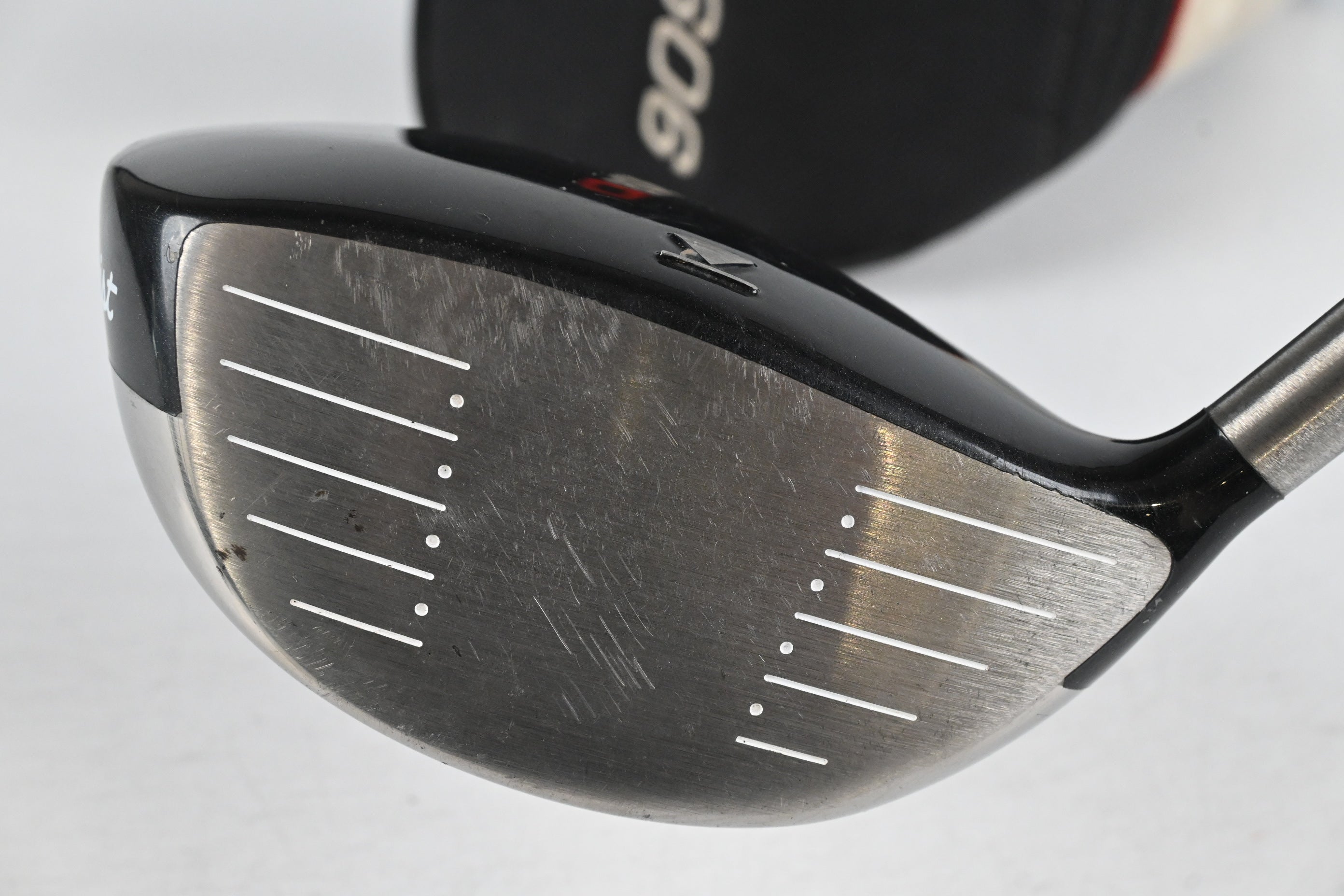 Titleist 909 D Comp Driver / 10.5 Degree / Regular Flex Matrix Ozik XCon-5 Shaft