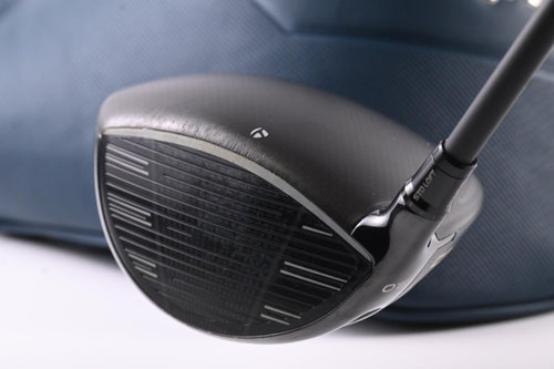 TaylorMade Qi4D Driver / 9 Degree / Stiff Flex REAX Blue 50 Shaft