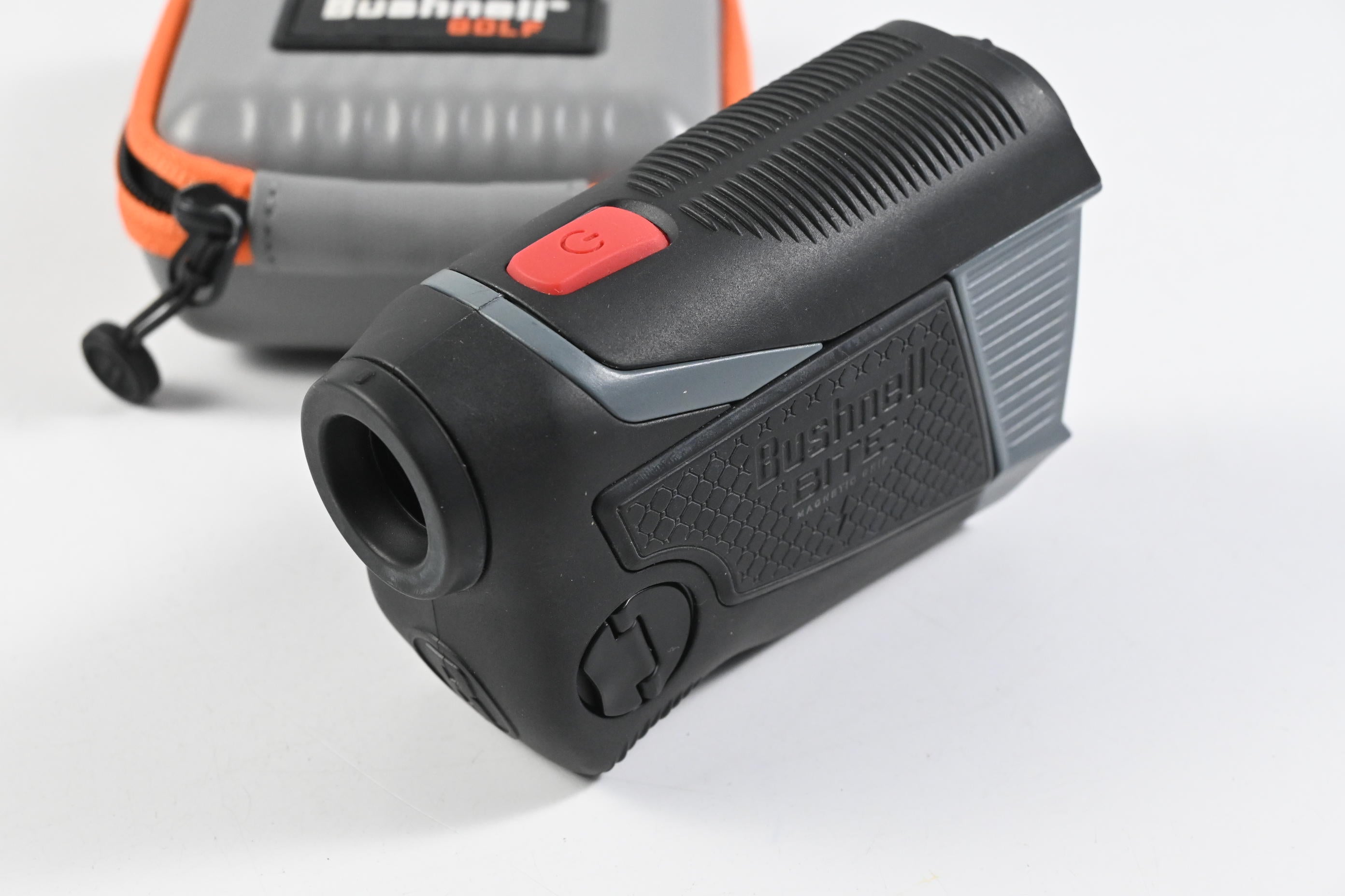 Bushnell Tour V5 / Rangefinder