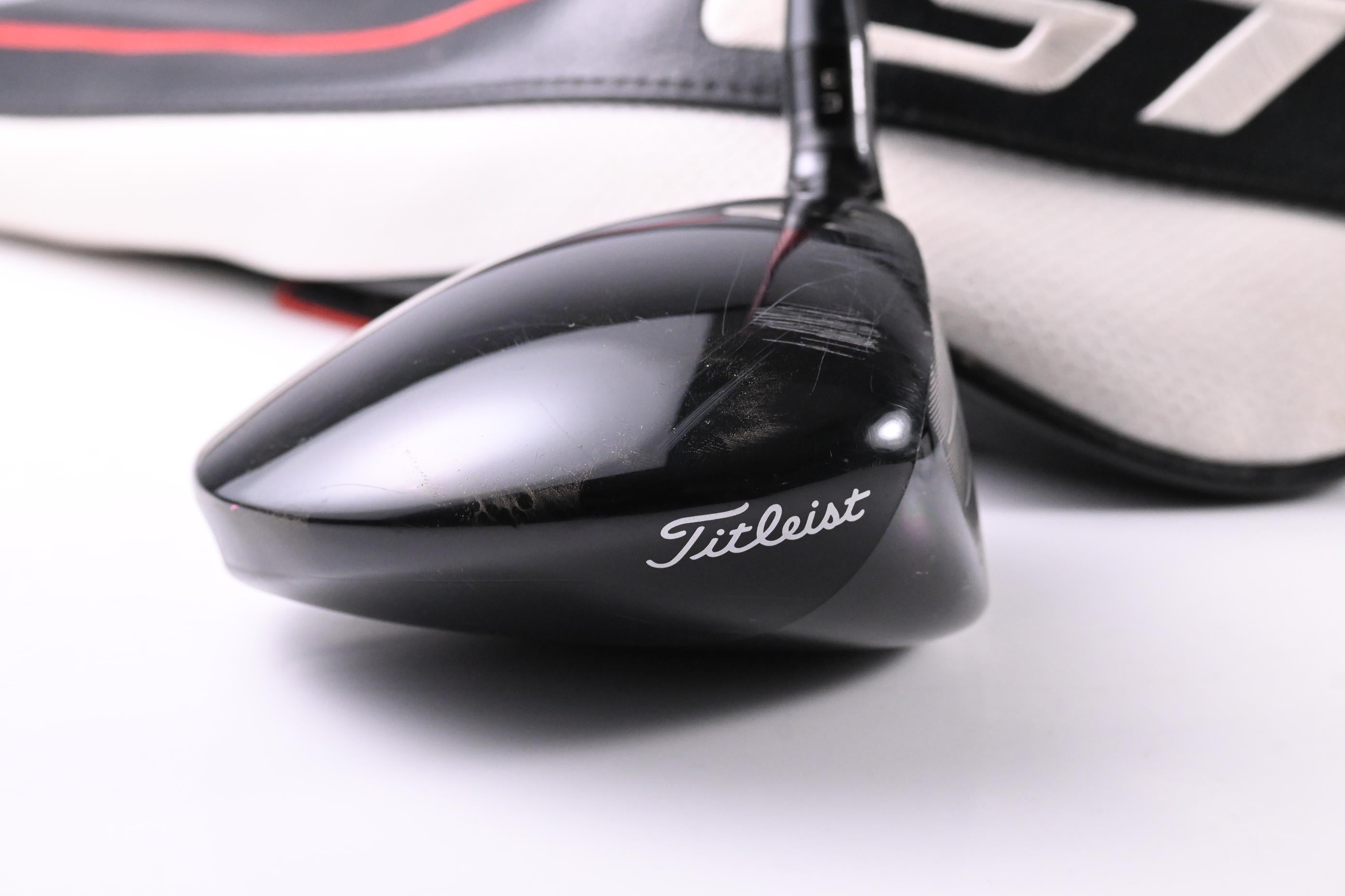 Titleist GT2 Driver / 9 Degree / Stiff Flex Project X Denali Red 50 Shaft