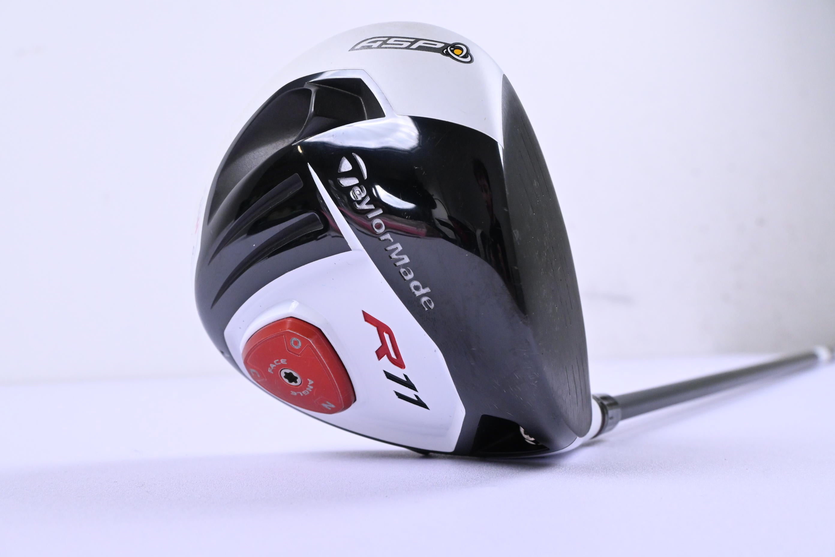 Taylormade R11 Driver / 9 Degree / Stiff Flex Aldila RIP Phenom 60 Shaft