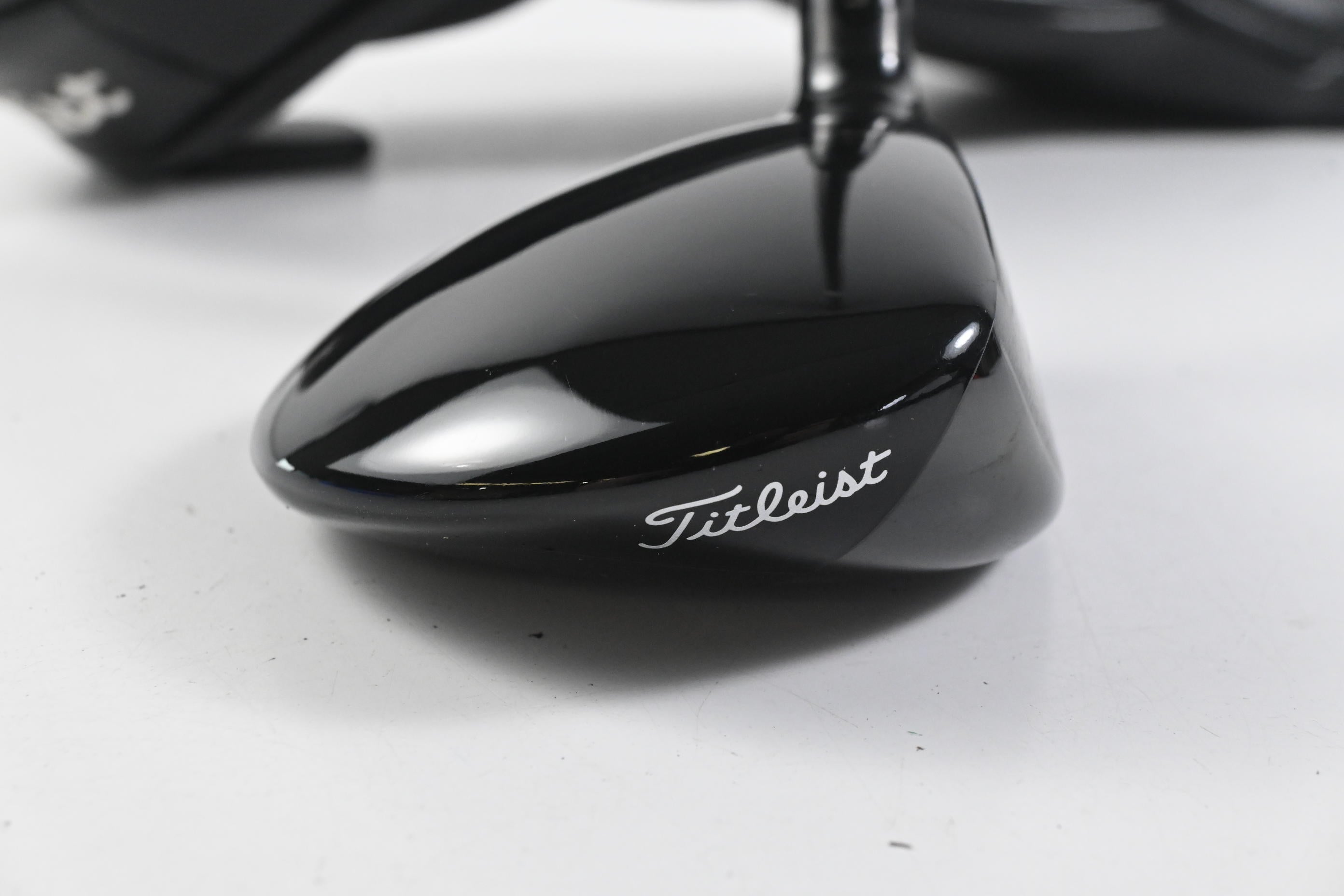 Titleist GT3 #5 Wood / 18 Degree / Stiff Flex HZRDUS Gen 5 Black 70 Shaft