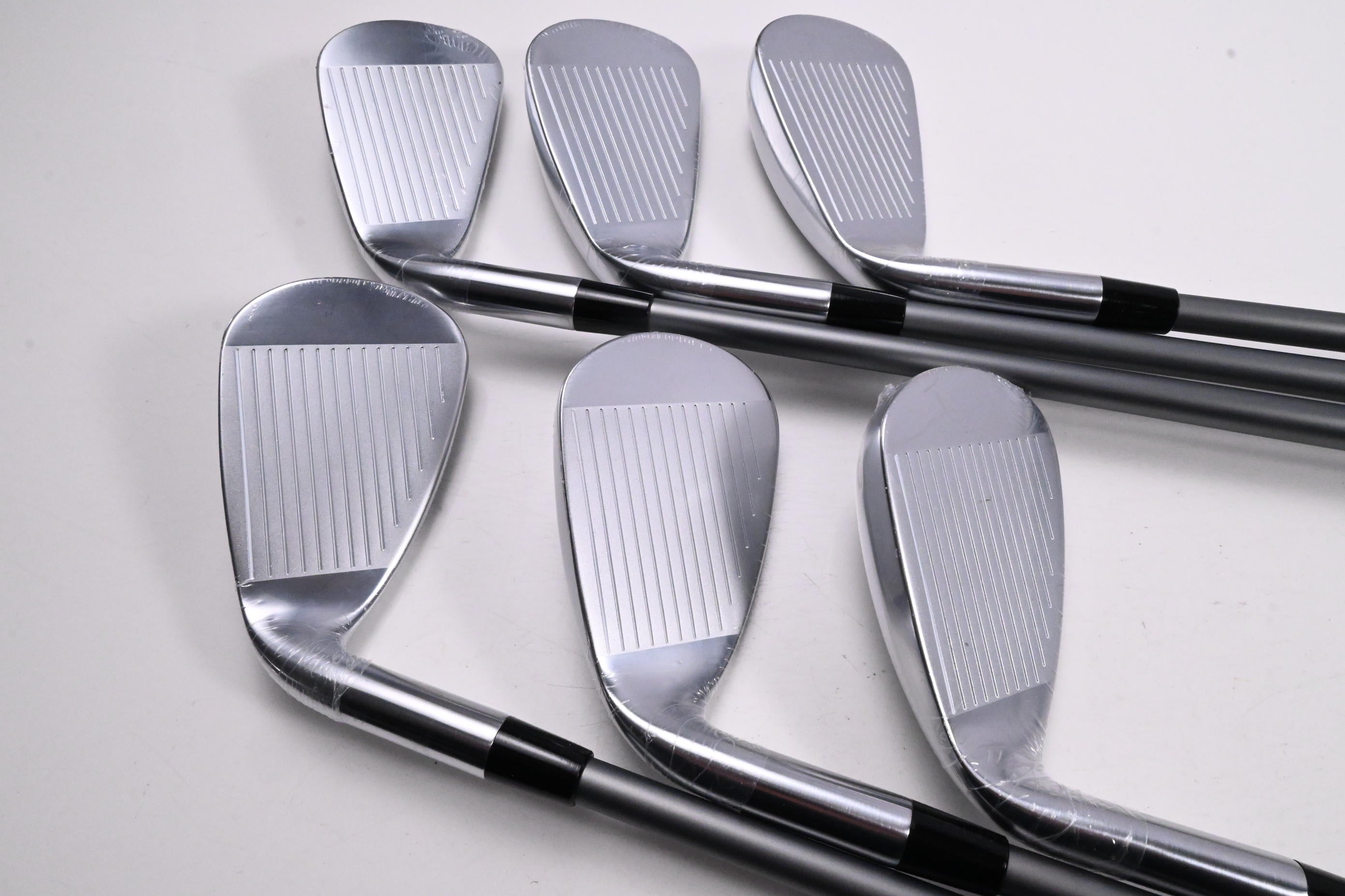 Callaway Quantum Max OS Irons / 5-PW / Regular Flex Denali Frost Silver 60