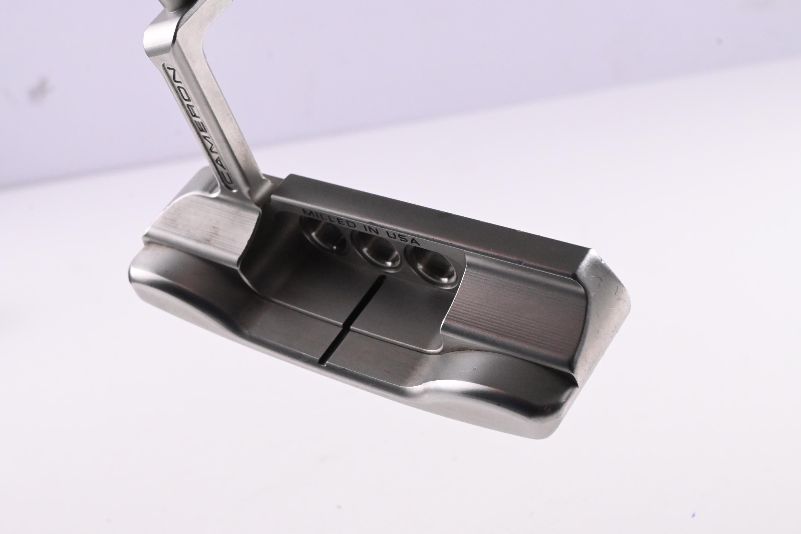 Scotty Cameron Super Select Newport+ Putter / 34 Inch