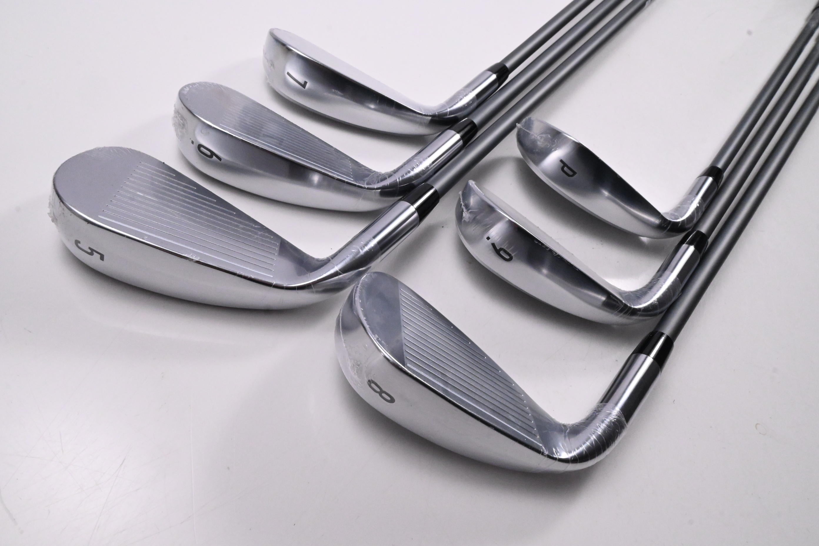 Callaway Quantum Max OS Irons / 5-PW / Regular Flex Denali Frost Silver 60