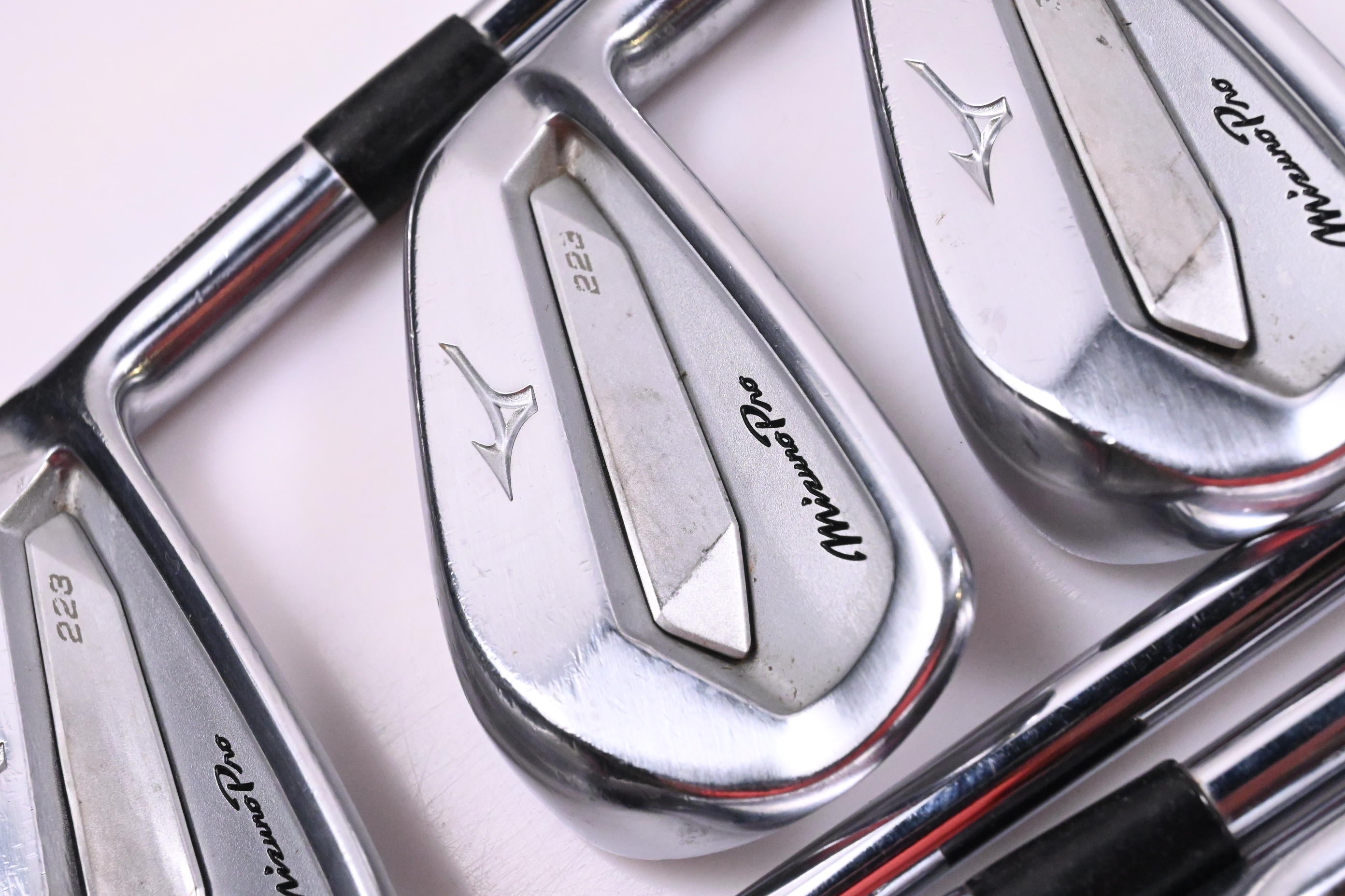 Mizuno Pro 223 Irons / 4-PW / X-Flex Dynamic Gold X100 Shafts