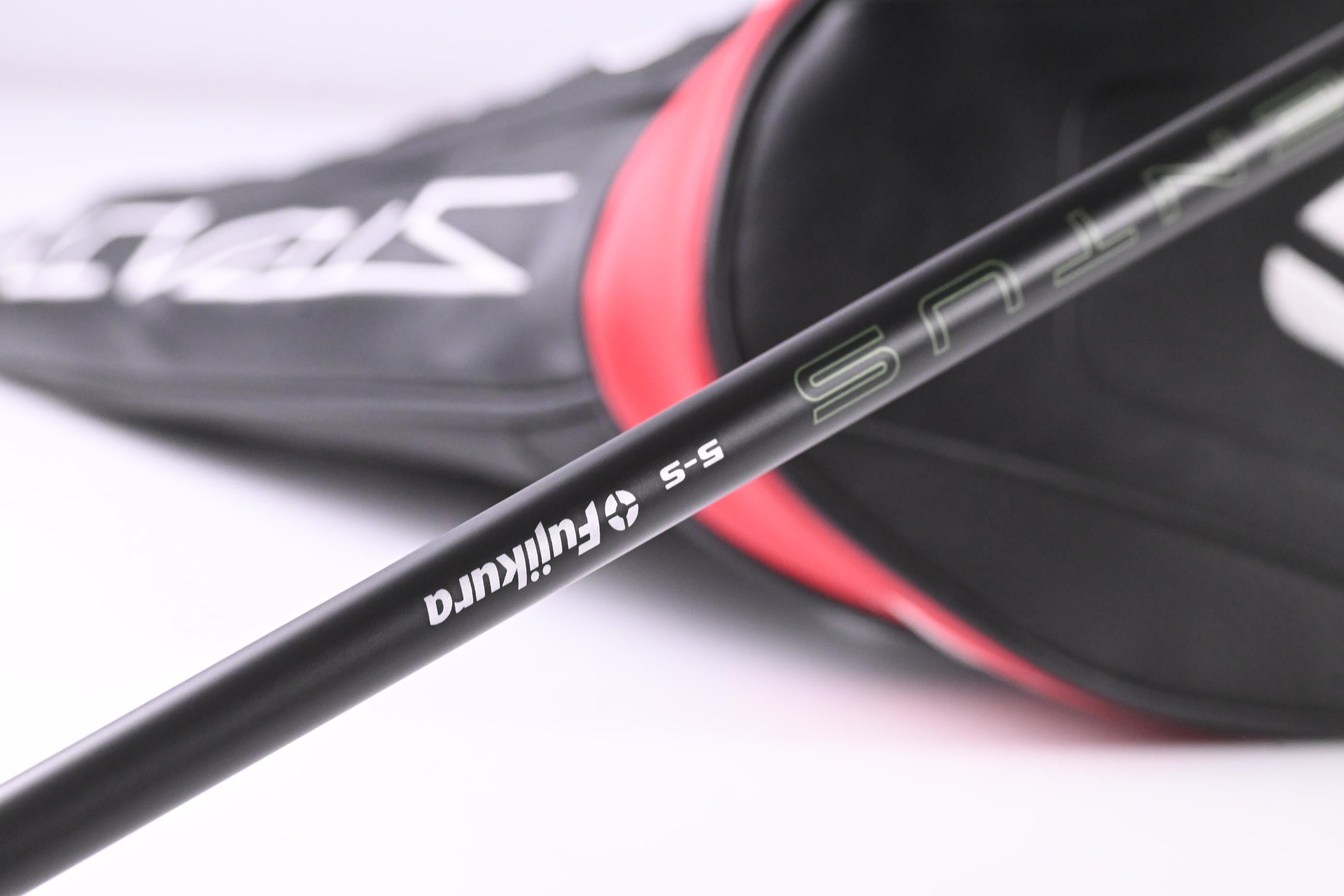 Taylormade Stealth Driver / 9 Degree / Stiff Flex Fujikura Ventus Blue 5 Shaft