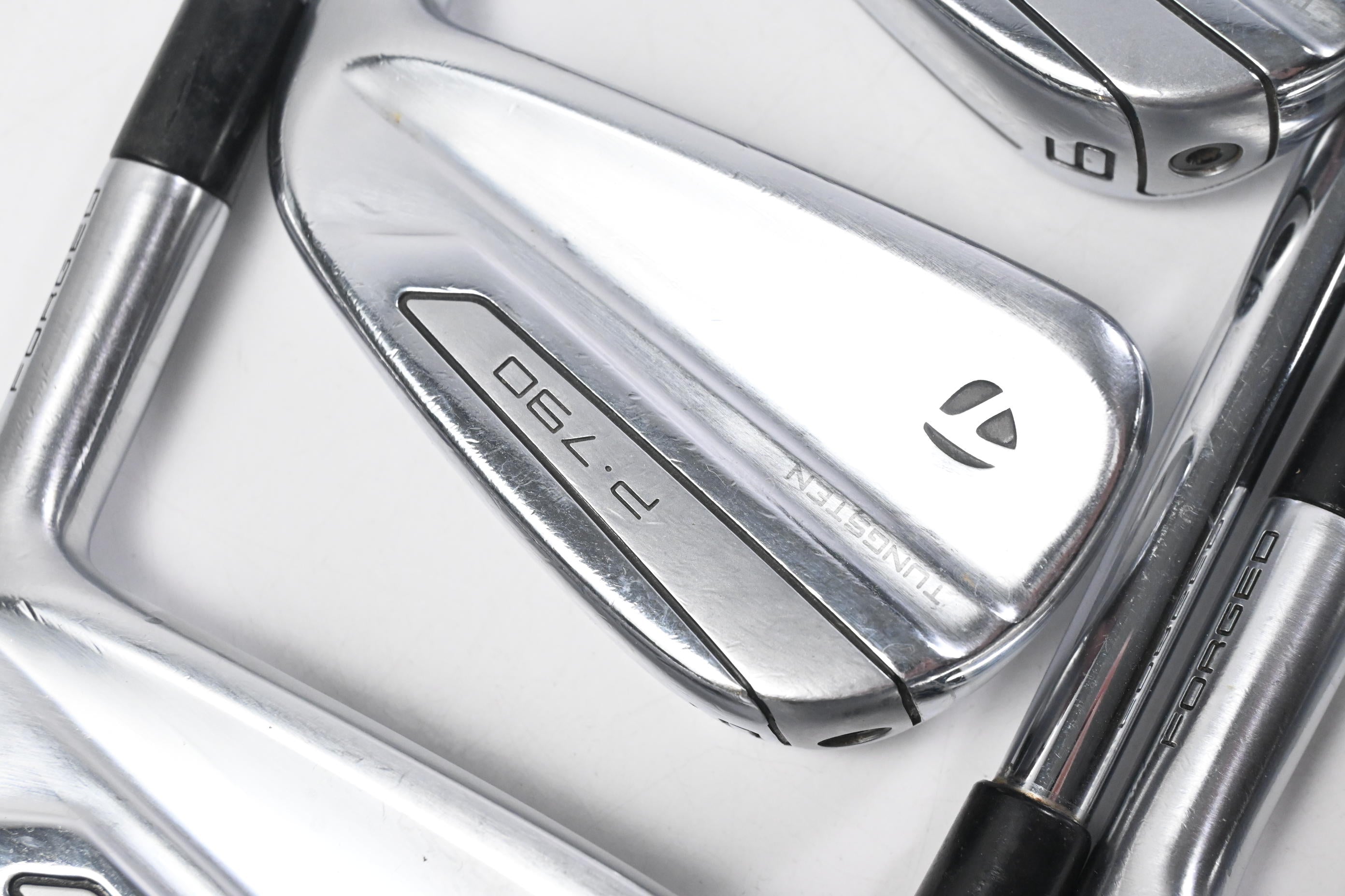 Taylormade P790 2019 Irons / 4-PW / Stiff Flex N.S.Pro Modus3 Tour 120 Shafts