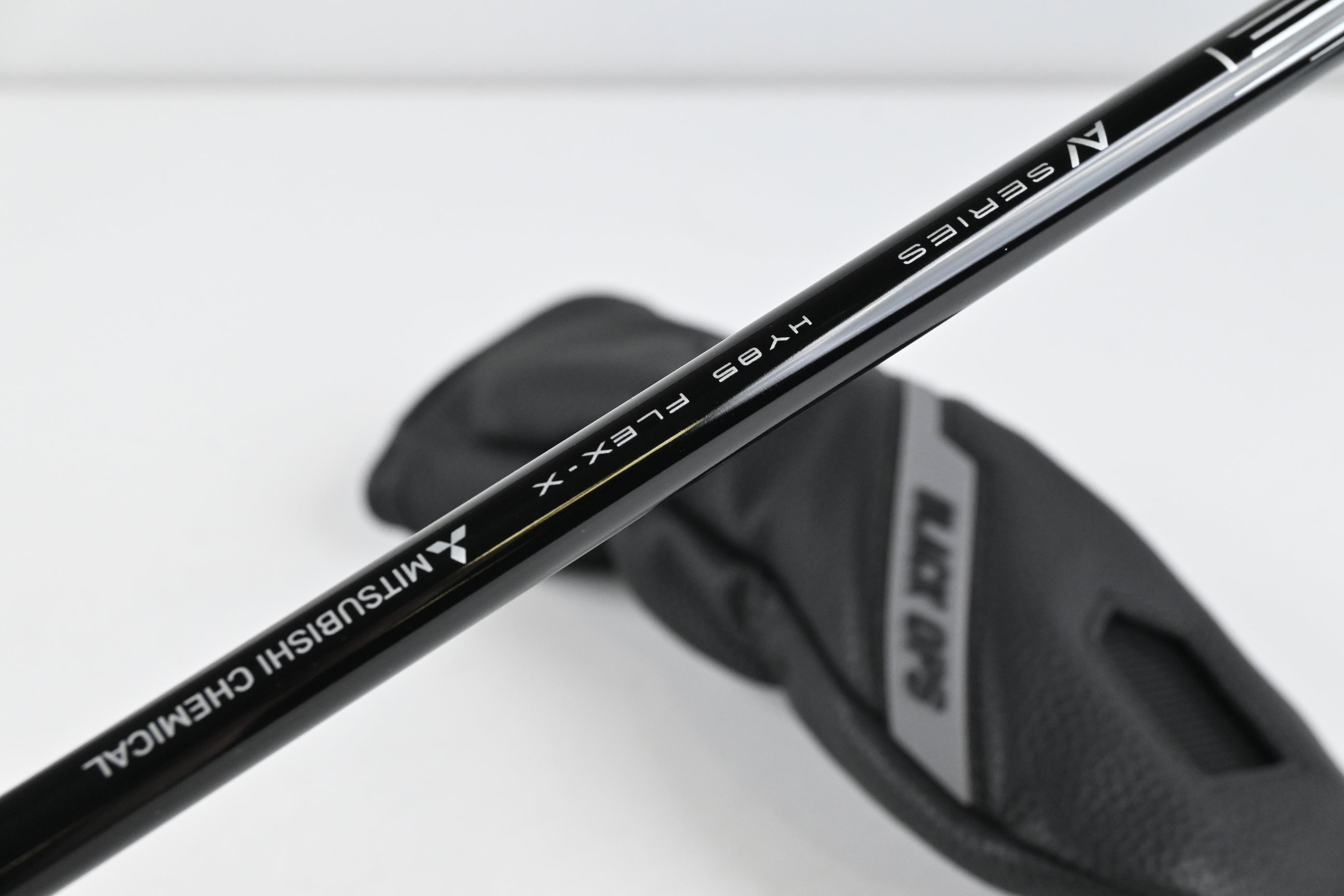Left Hand PXG 0311 Black Ops #4 Hybrid / 22 Degree / X-Flex Tensei AV White 85