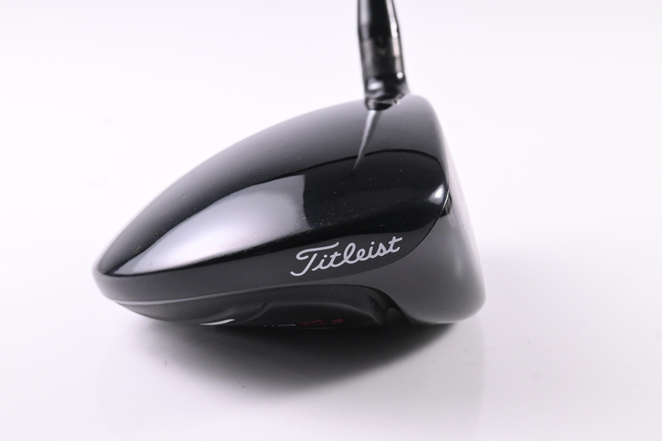 Titleist 915 D3 Driver / 9.5 Degree / Stiff Flex Aldila Rogue Silver 60 Shaft