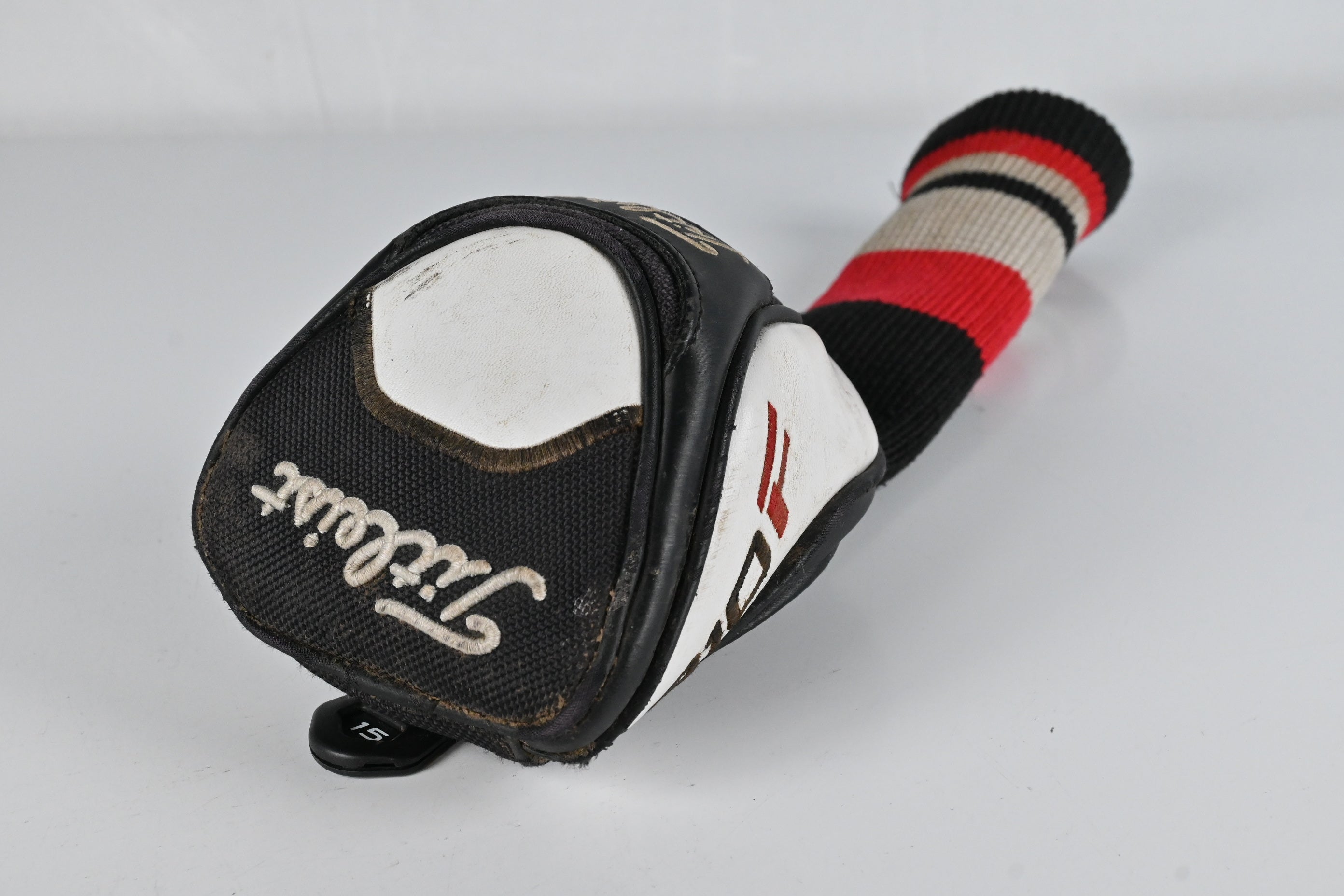 Titleist 915 F #3 Wood / 15 Degree / Regular Flex Diamana M+ 60 Shaft