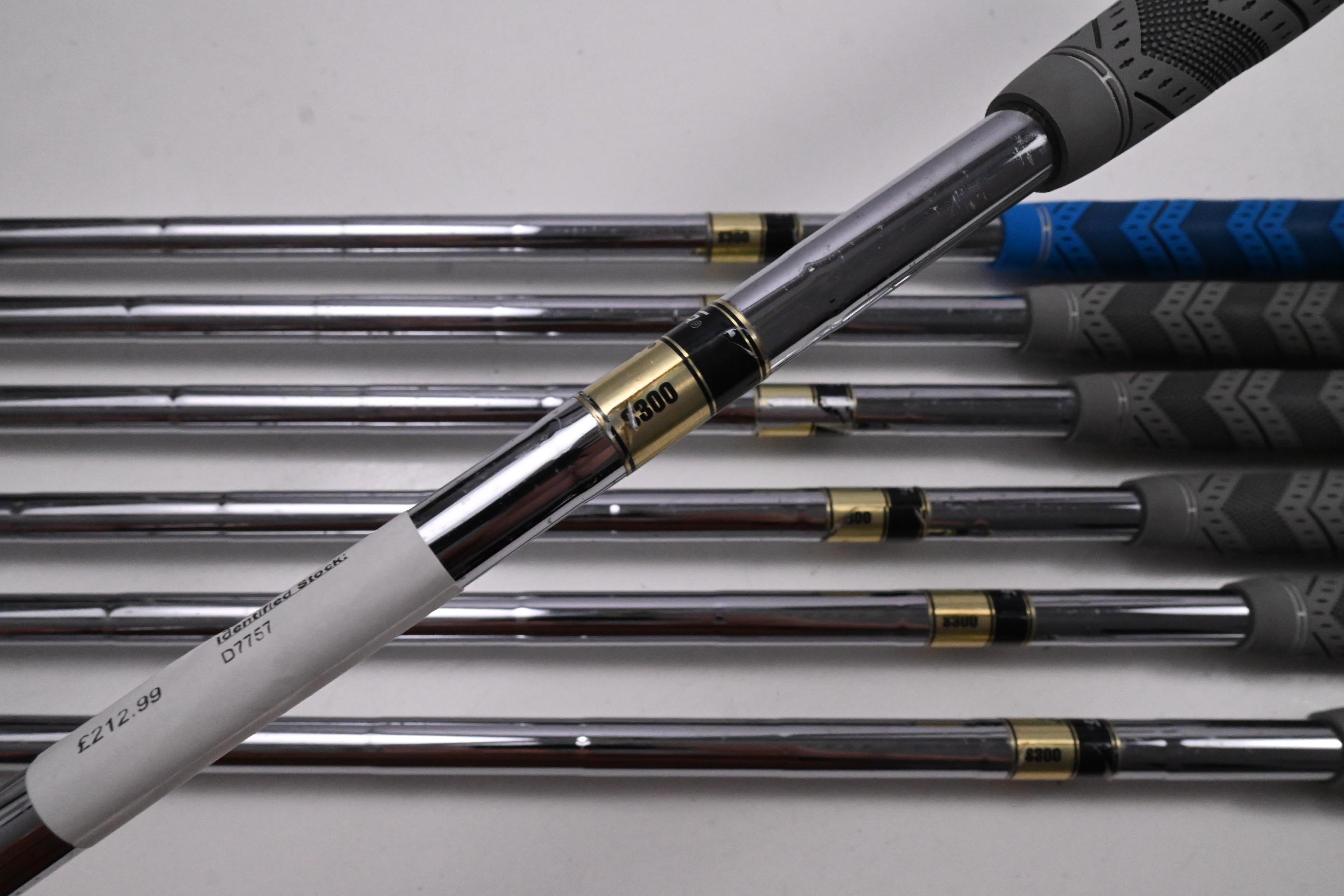 Cobra Fly-Z+ Forged Irons / 4-PW / Stiff Flex Dynamic Gold S300 Shafts