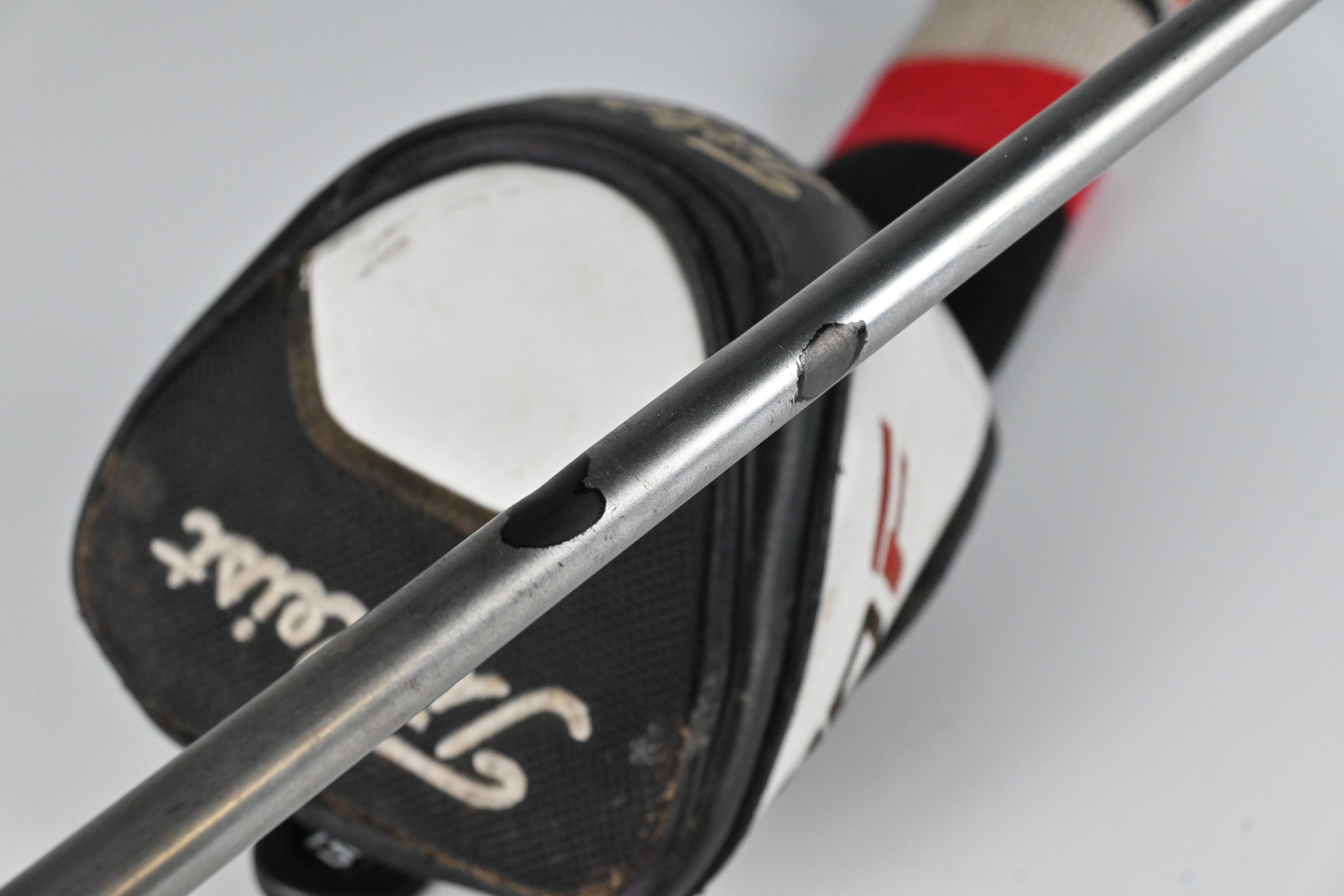 Titleist 915 F #3 Wood / 15 Degree / Regular Flex Diamana M+ 60 Shaft