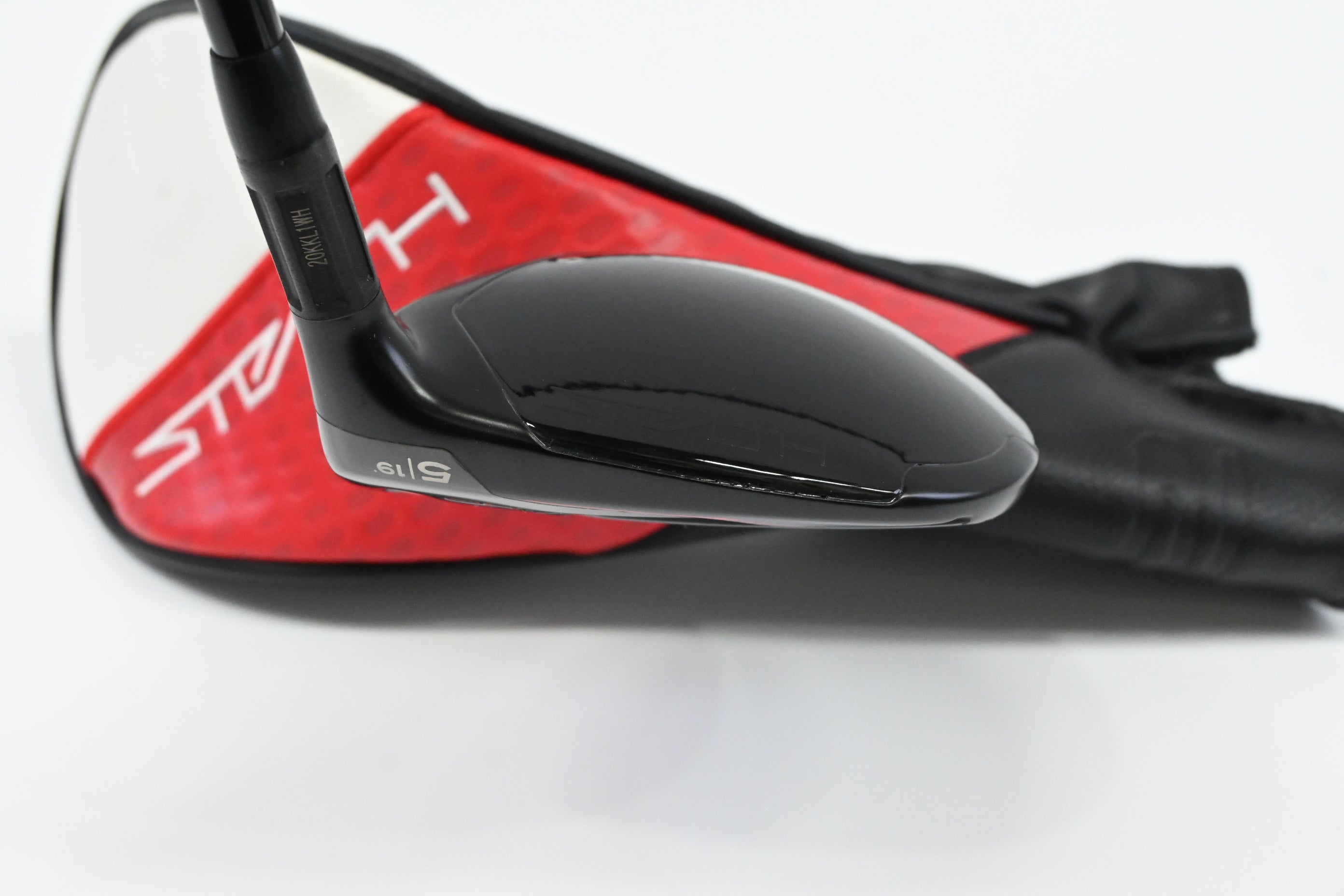 Taylormade Stealth 2 HD #5 Wood / 19 Degree / Stiff Flex Kai'li Red 75 Shaft