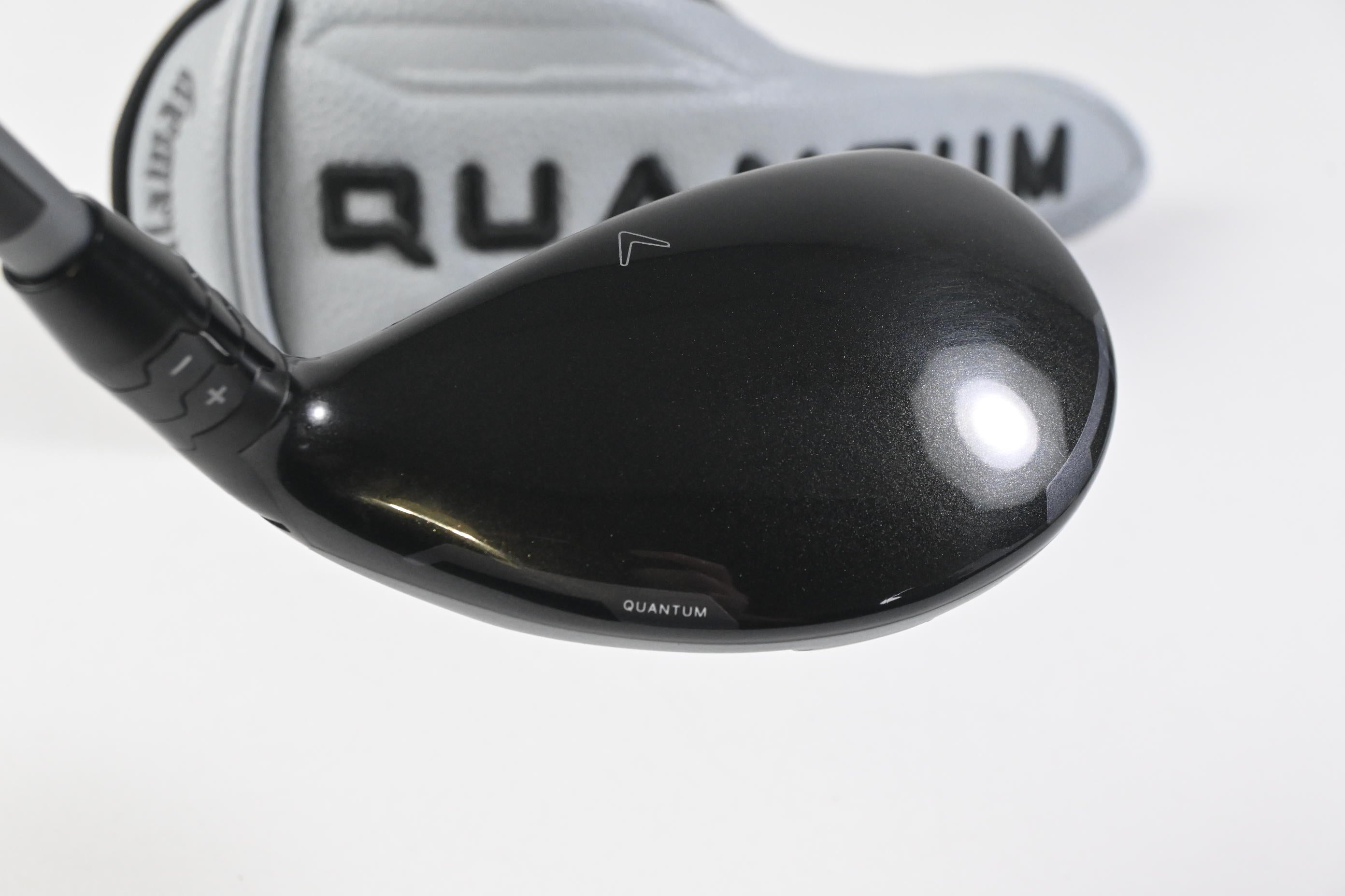 Callaway Quantum Max OS #4 Hybrid / 20 Degree / Regular Flex Denali Frost White