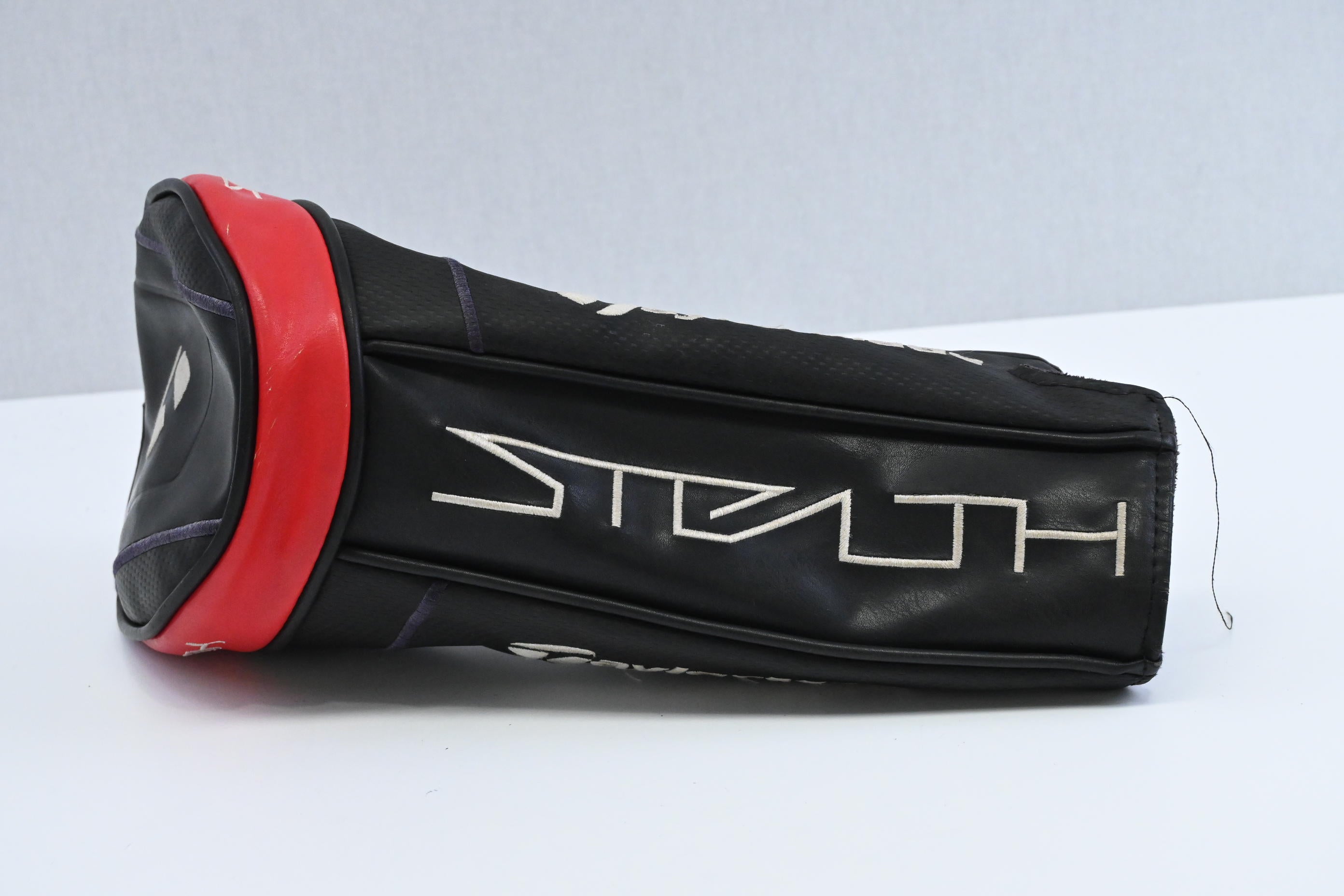 Taylormade Stealth HD Driver / 10.5 Degree / Regular Flex Fujikura Ventus Red 5