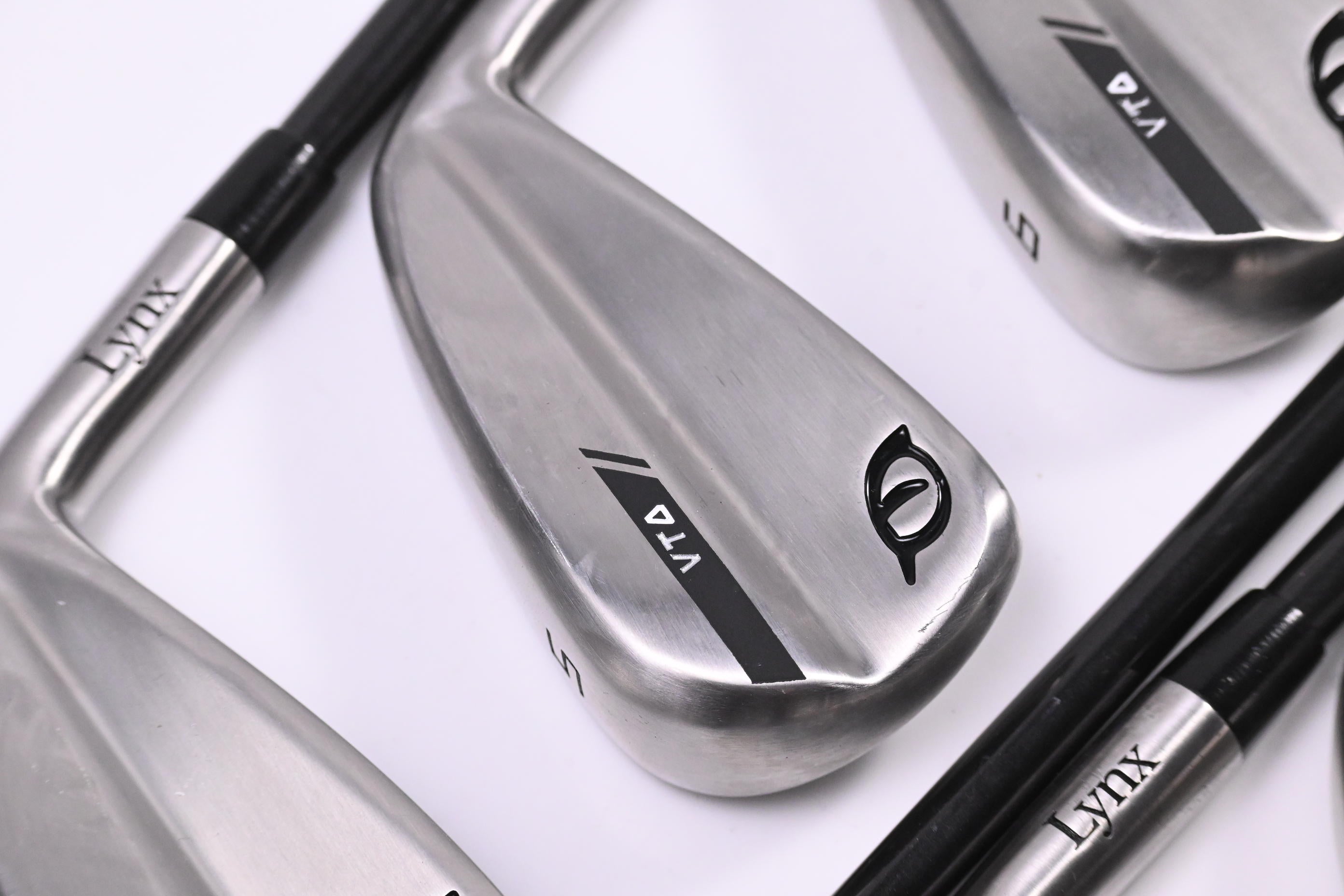 Lynx Prowler VT Irons / 4-PW / Lite Flex Lynx Predator 50 Shafts