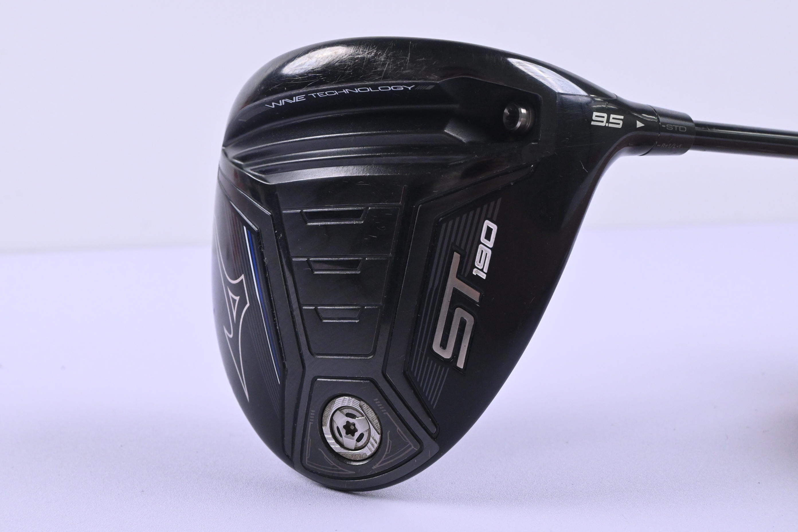 Ladies Mizuno ST190 Driver / 9.5 Degree / Ladies Flex Fujikura Atmos Red 4 Shaft