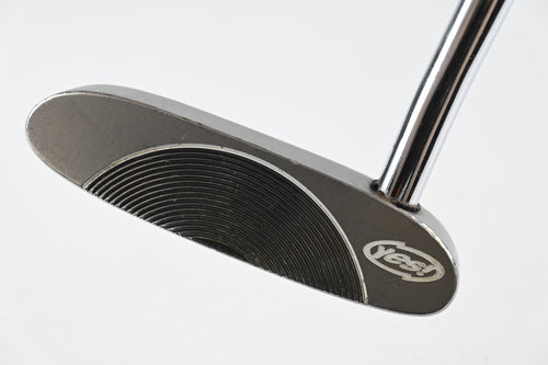 Yes! C-Groove Victoria Putter / 35 Inch
