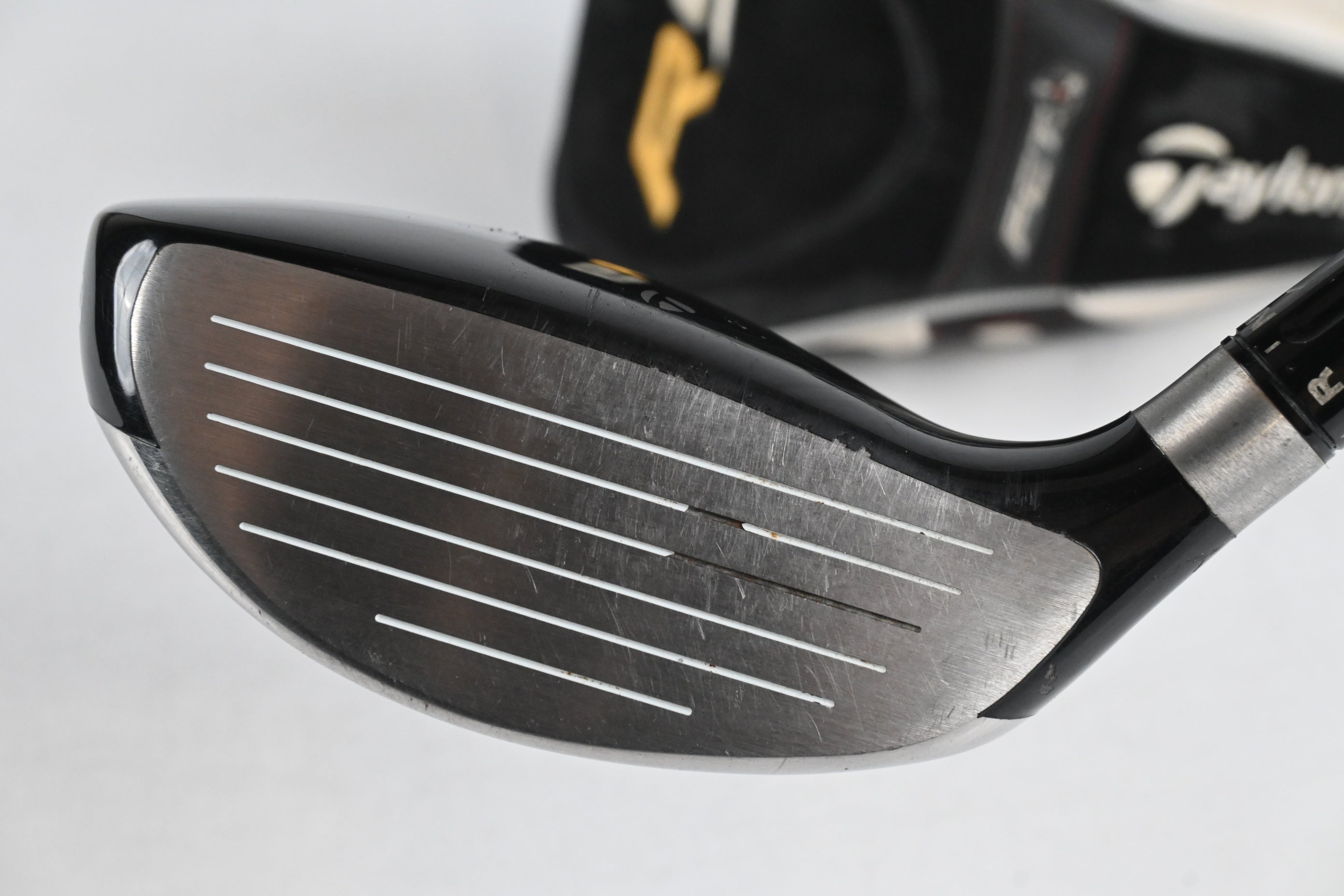 Taylormade R9 #3 Wood / 15 Degree / Regular Flex Fujikura Motore 70 Shaft