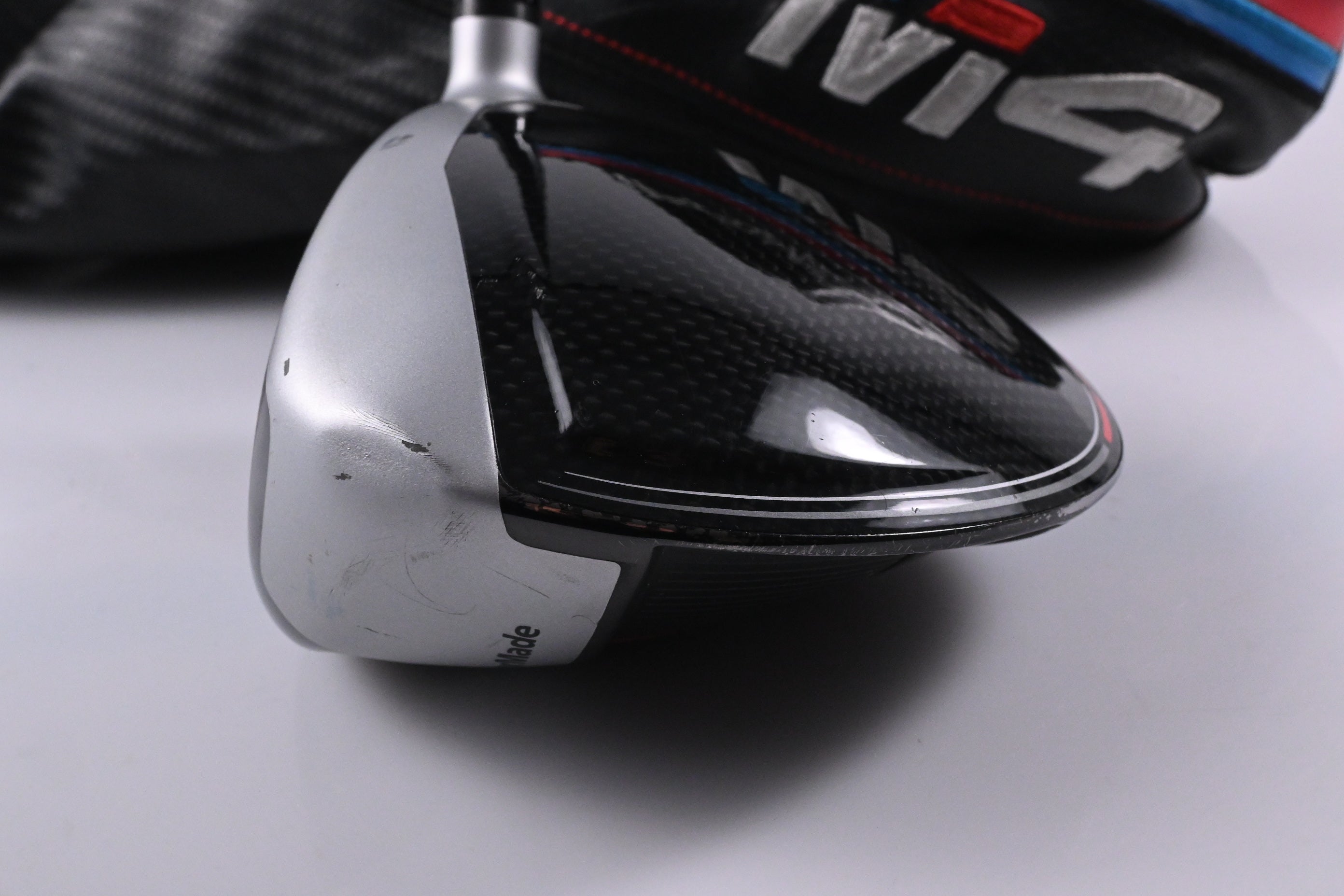 Left Hand Taylormade M4 Driver / 10.5 Degree / Regular Flex Atmos Red 5 Shaft