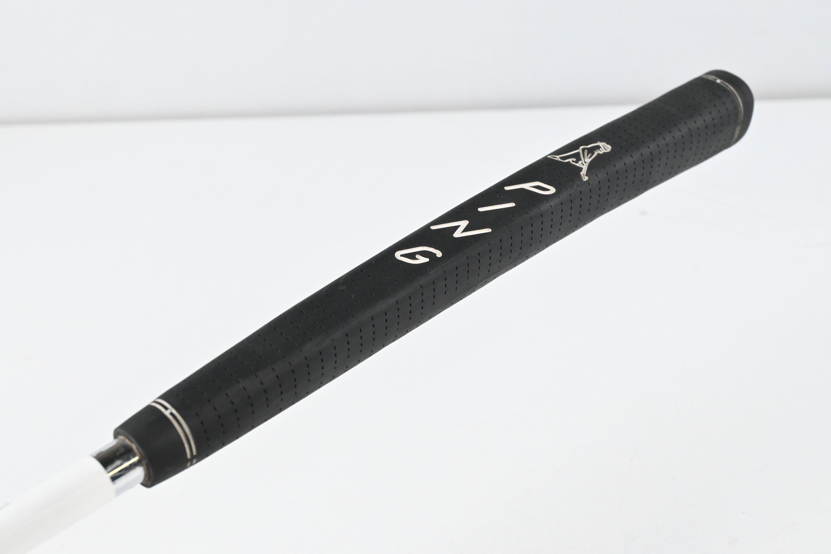 Yes! C-Groove Victoria Putter / 35 Inch