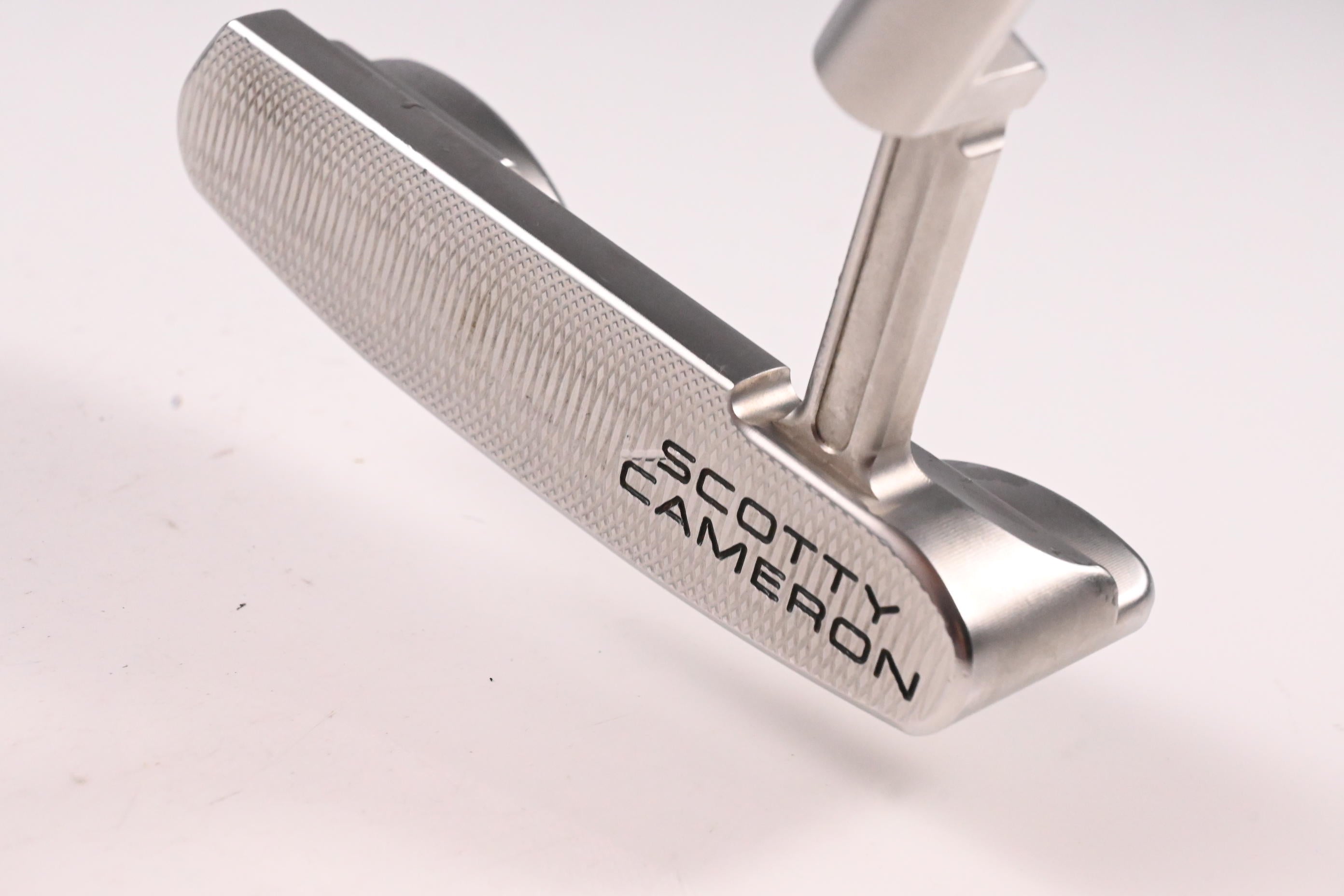 Scotty Cameron Super Select Newport+ Putter / 34 Inch