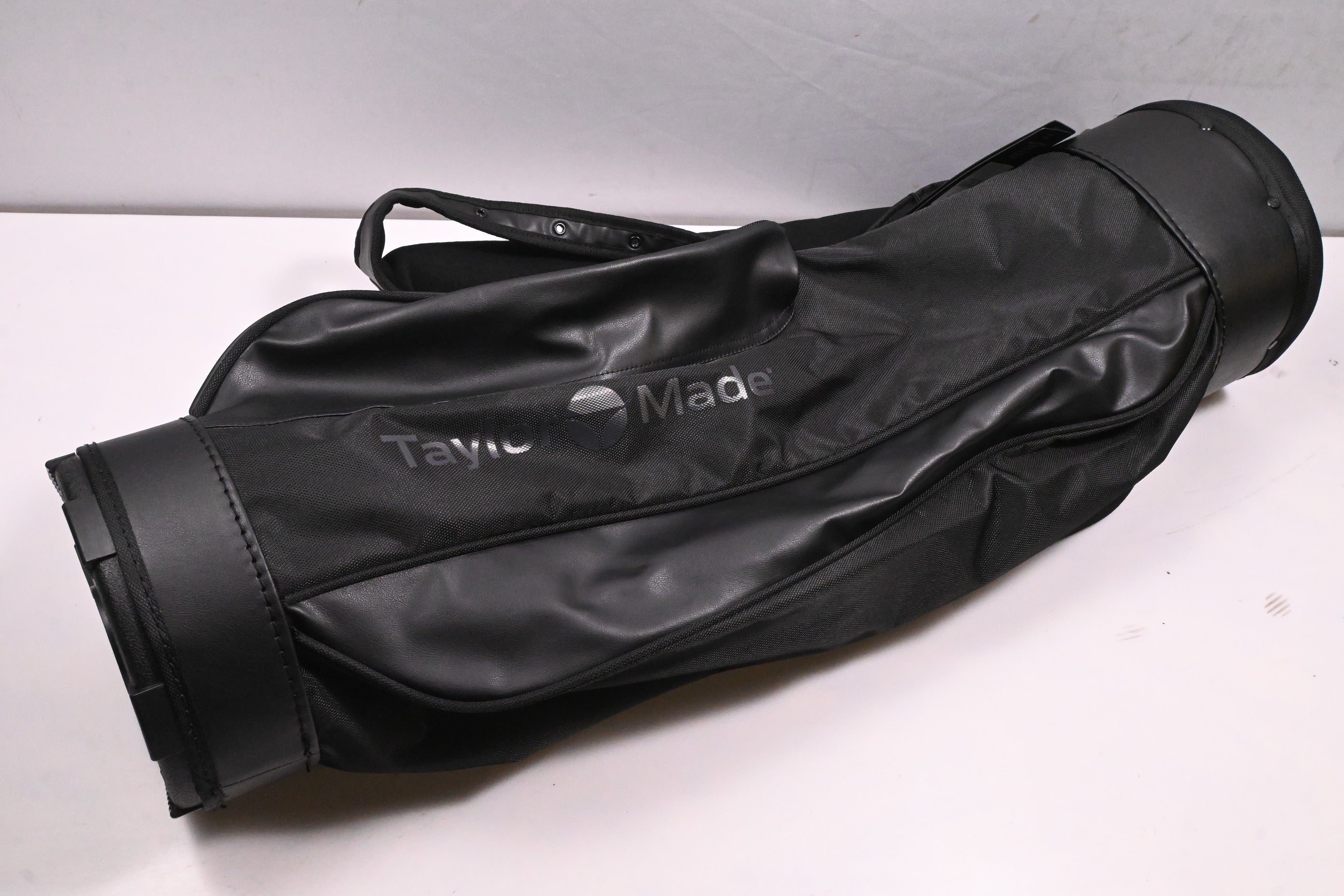Taylormade Short Course Pencil Bag / 3-Way Divider / Black