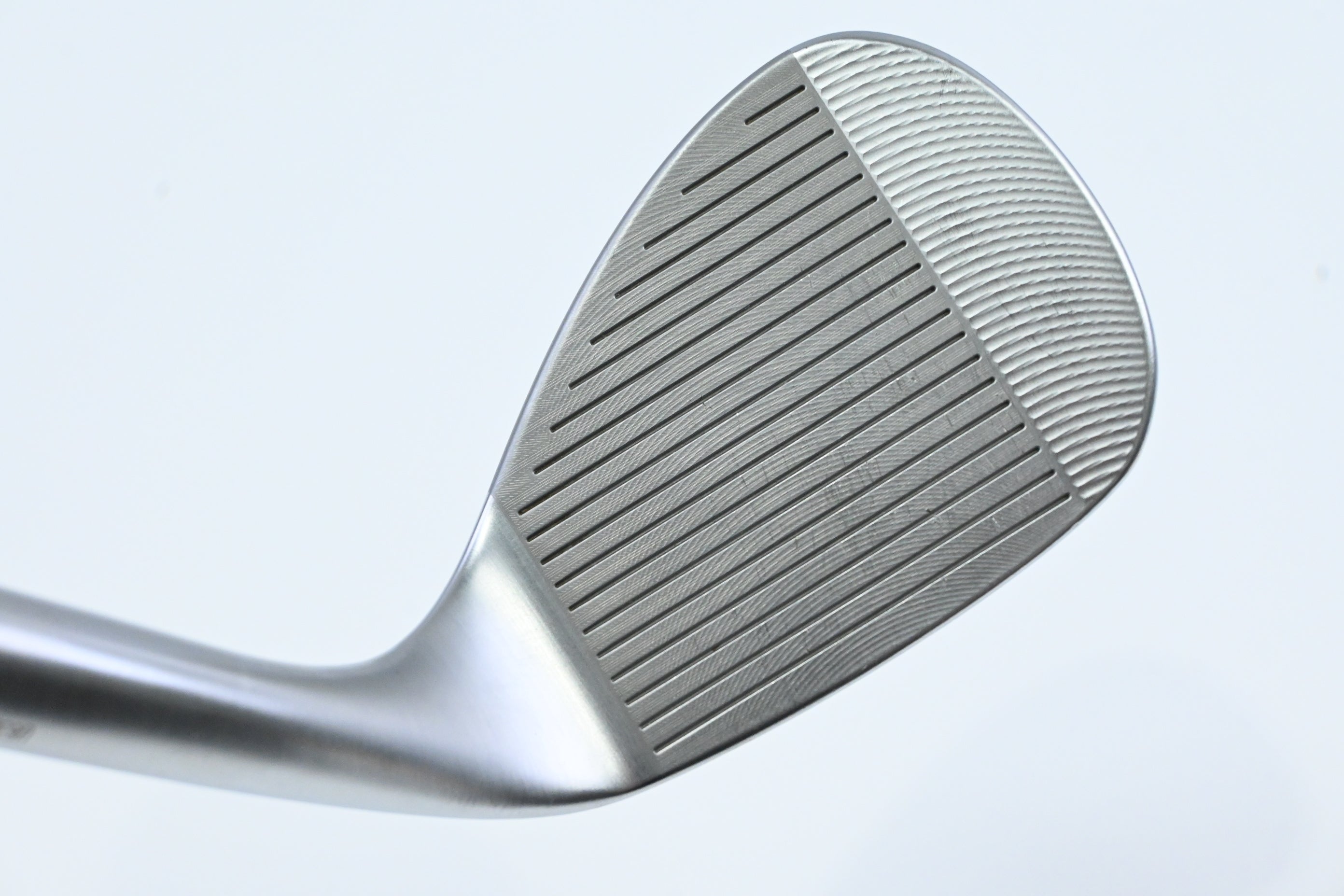 Left Hand Cleveland RTX 6 Zipcore Sand Wedge / 54 Degree / Wedge Flex DG Spinner