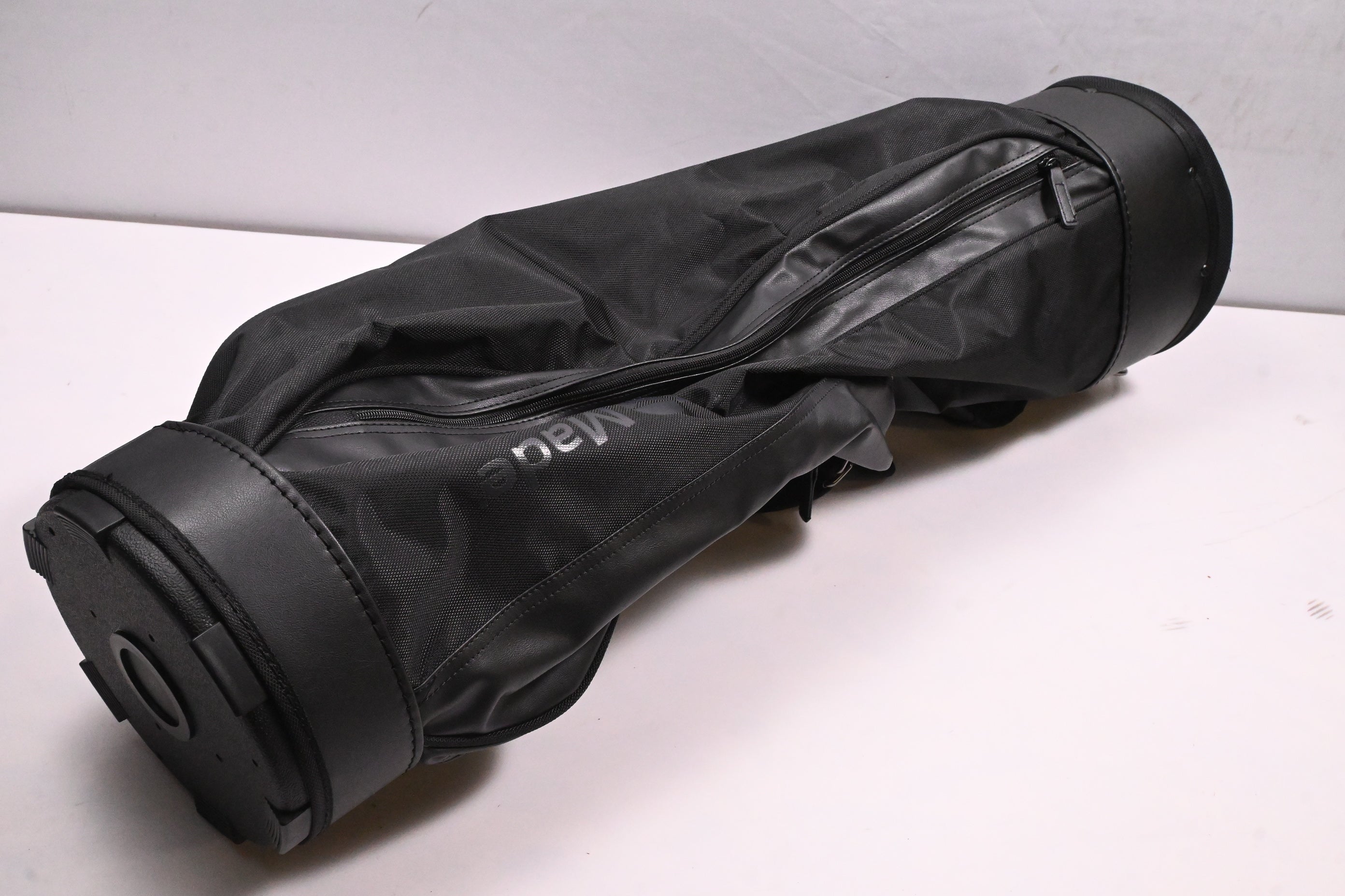 Taylormade Short Course Pencil Bag / 3-Way Divider / Black