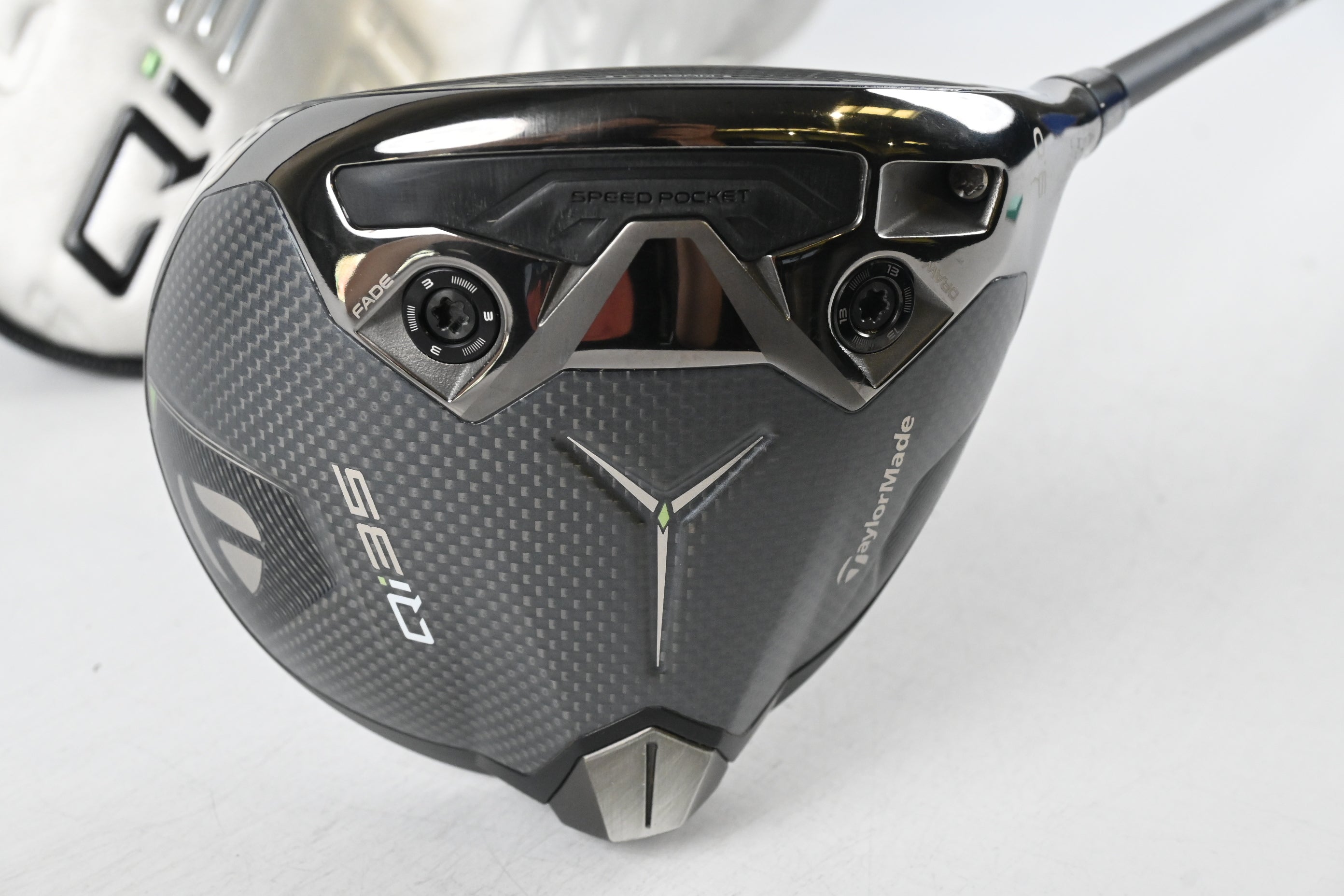 Taylormade Qi35 LS Driver / 9 Degree / Stiff Flex Kai'li Dark Waves White 60 Shaft