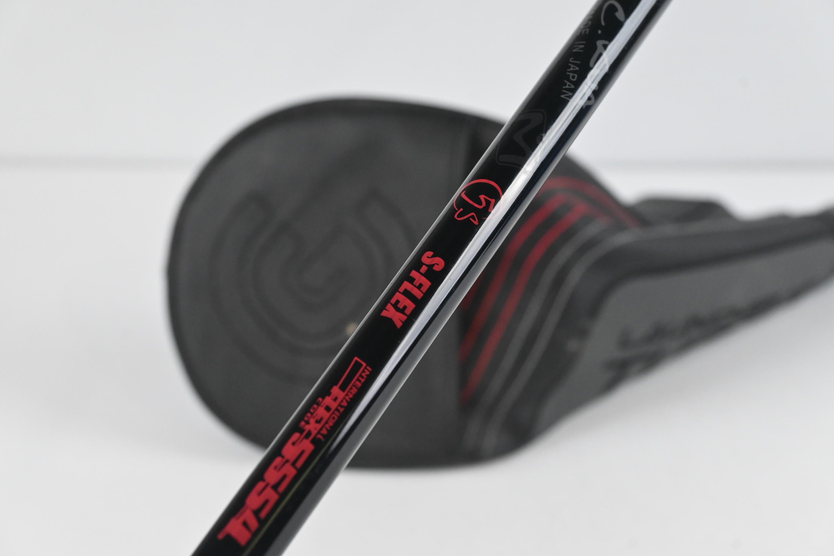 Cleveland Launcher HB Turbo Driver / 10.5 Degree / Stiff Flex Miyazaki C.Kua 5