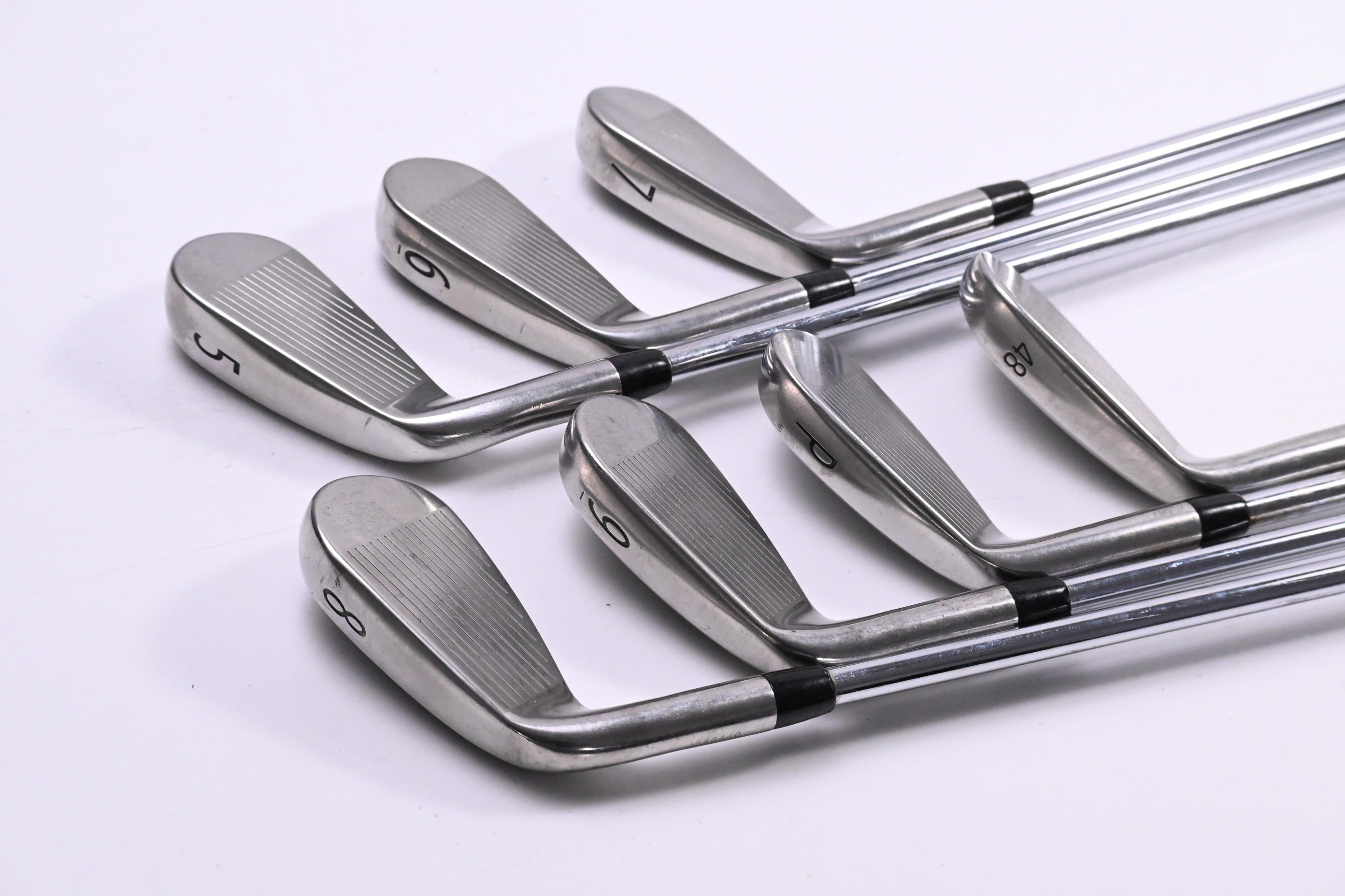 Titleist 718 AP1 Irons / 5-PW+48° / Regular Flex AMT Red R300 Shafts