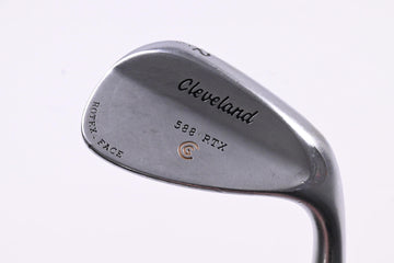 Cleveland 588 RTX Gap Wedge / 52 Degree / Wedge Flex Dynamic Gold Shaft