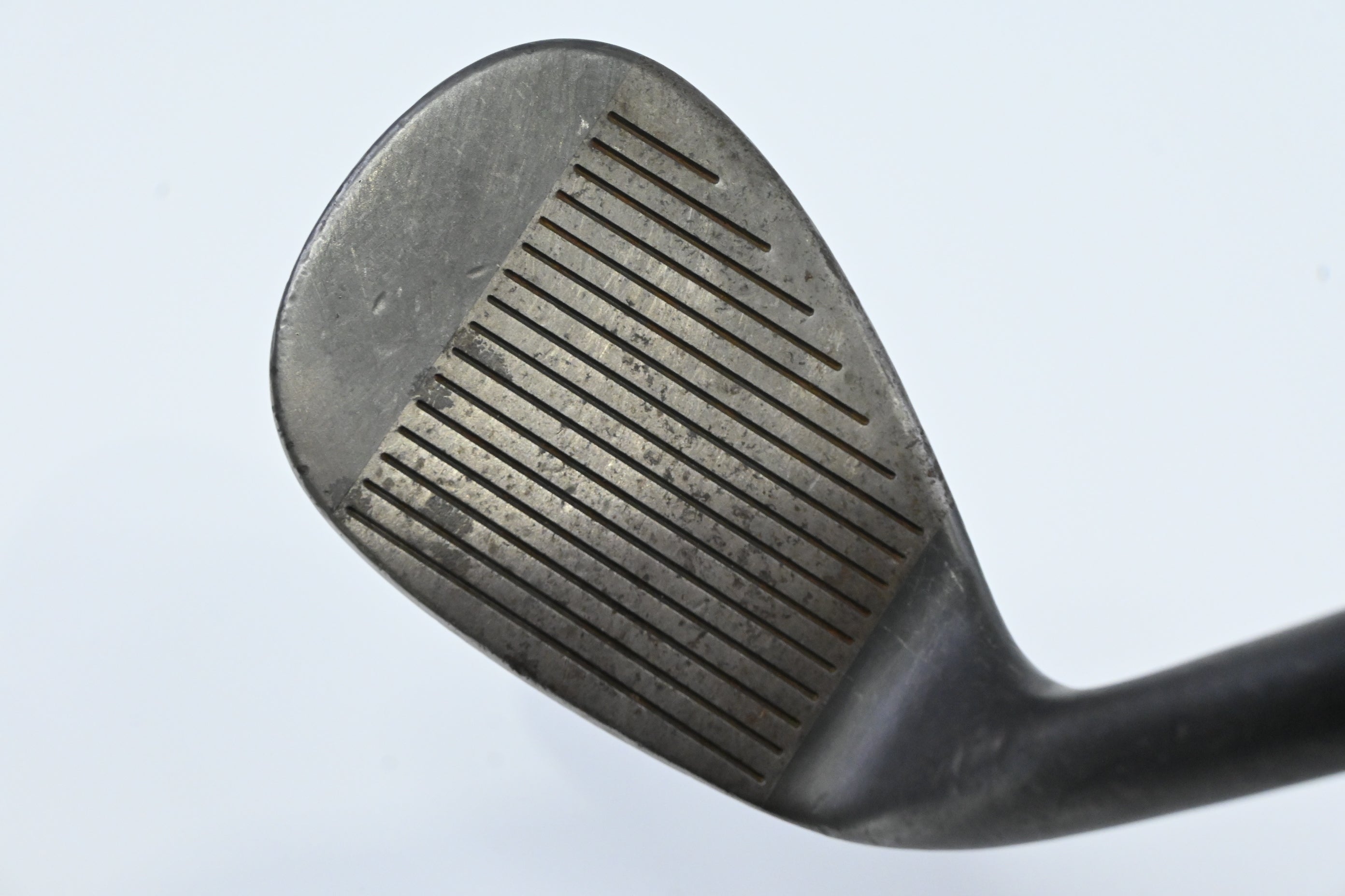 Cleveland Reg 588 RTG Gap Wedge / 53 Degree / Wedge Flex Dynamic Gold Shaft