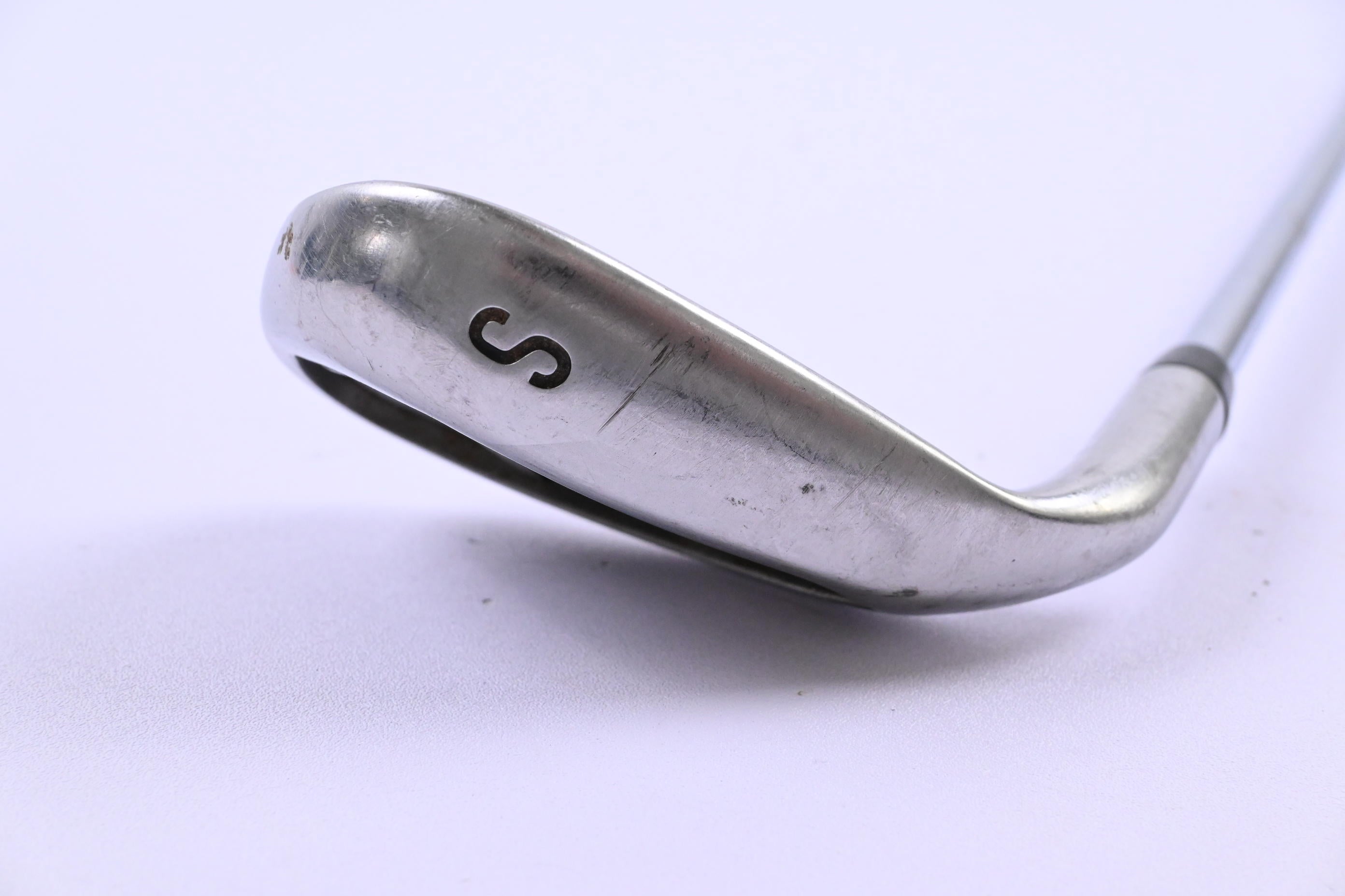 Callaway Rogue Sand Wedge / 54 Degree / Regular Flex True Temper Speedstep 80