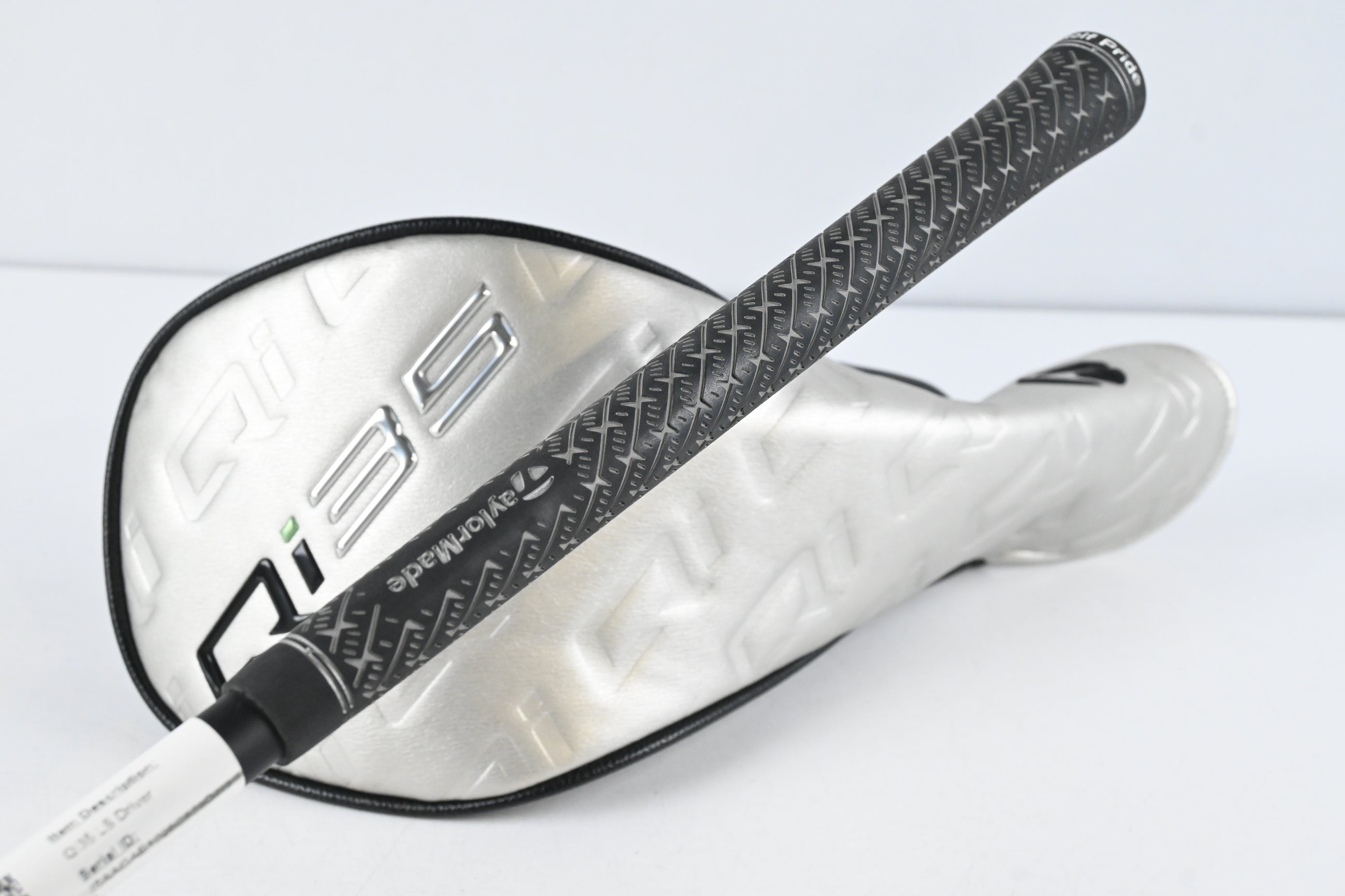 Taylormade Qi35 LS Driver / 9 Degree / Stiff Flex Kai'li Dark Waves White 60 Shaft