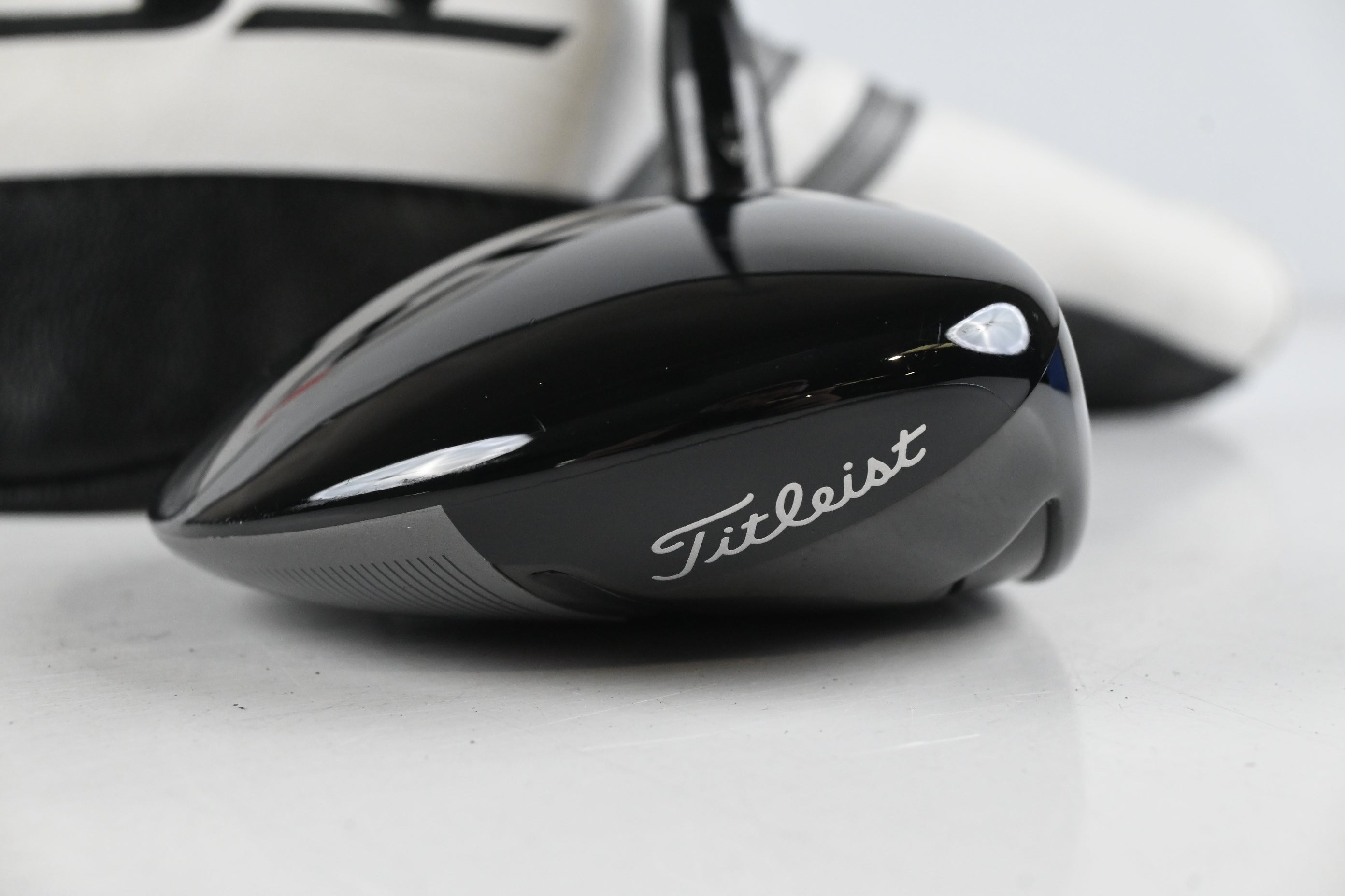 Titleist TSi2 #3 Wood / 16.5 Degree / Regular Flex Ventus Blue 6 Velocore Shaft