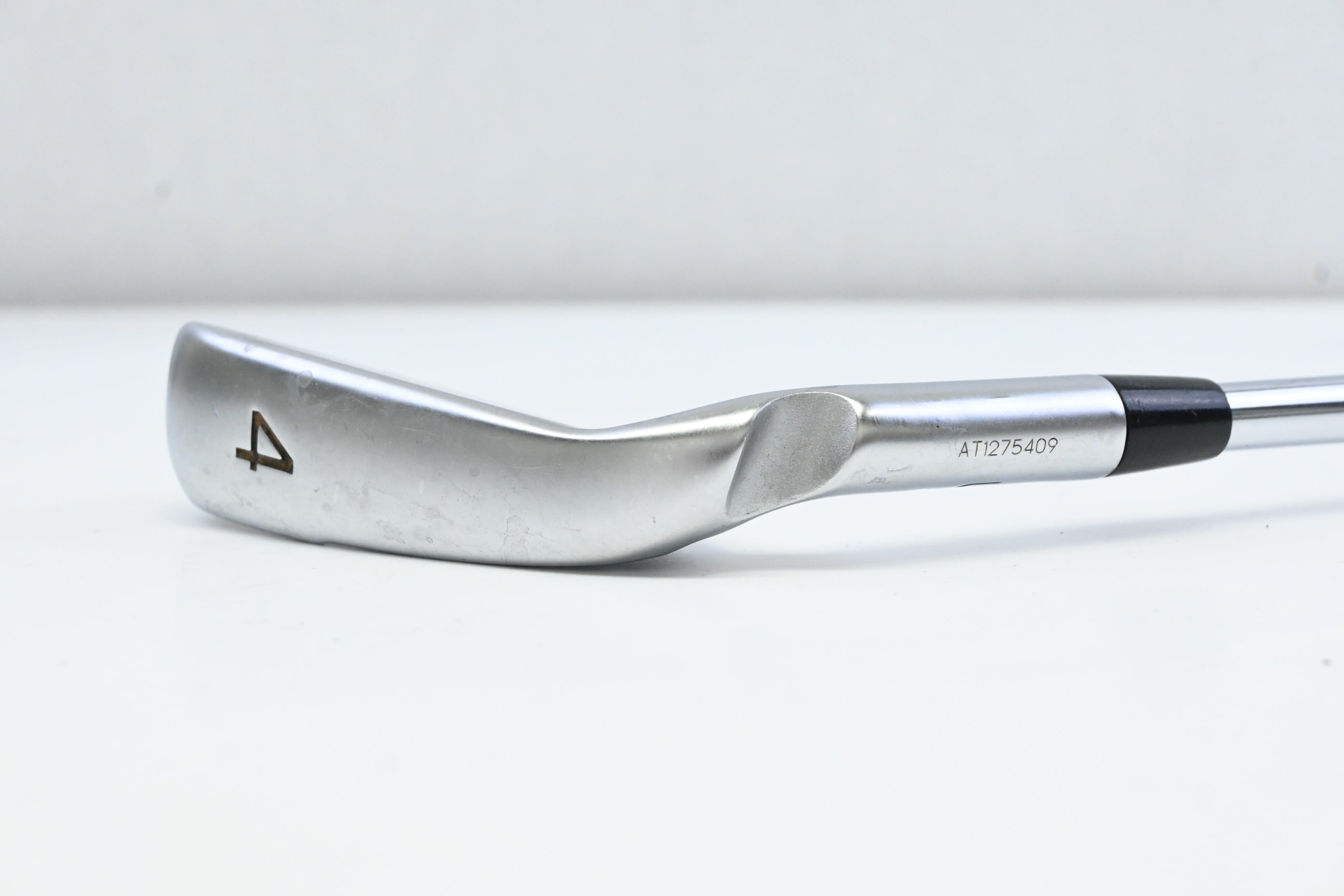 Ping G430 #4 Iron / 19 Degree / White Dot / Regular Flex Ping AWT 2.0 Shaft