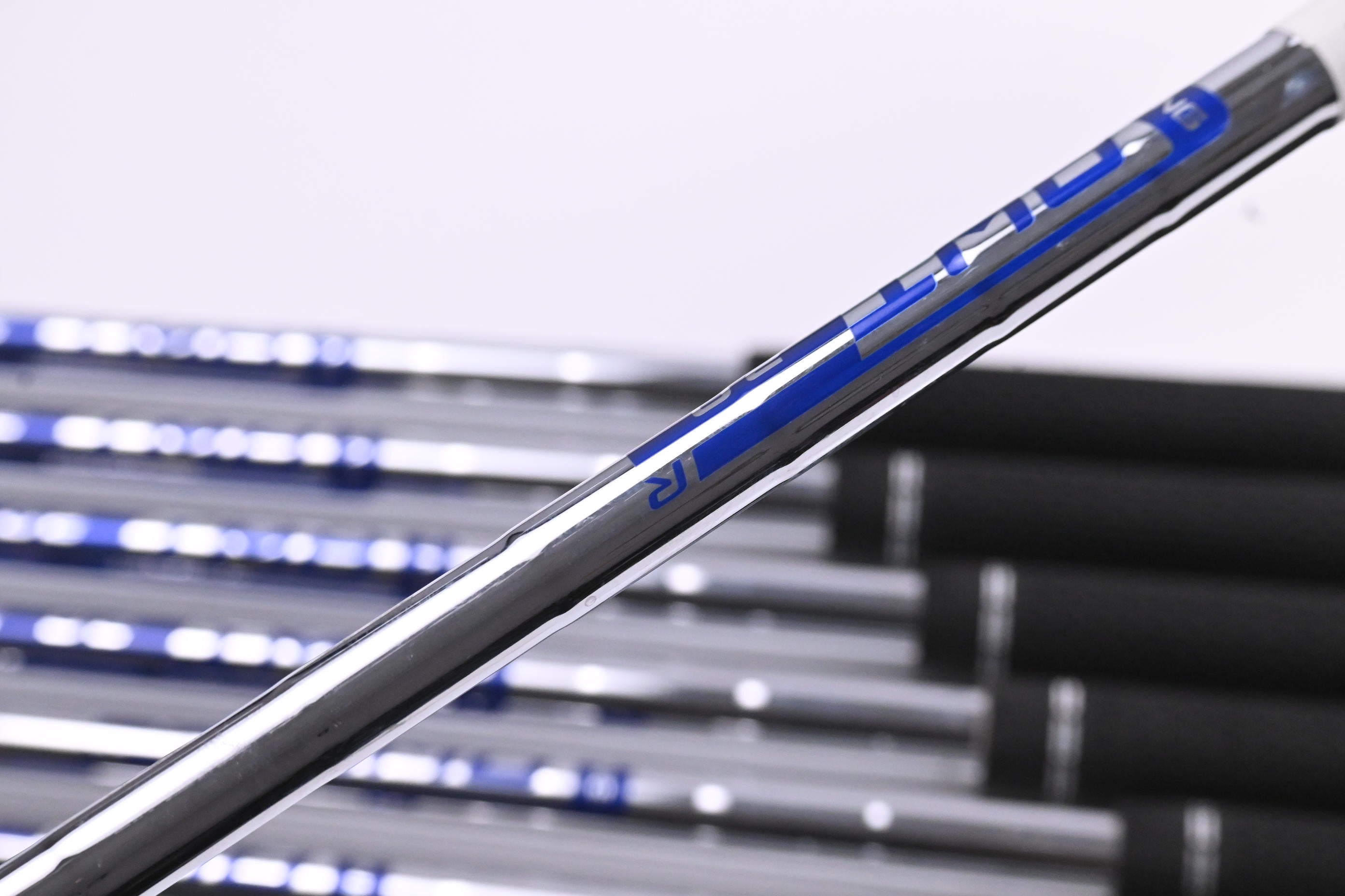 Ping Blueprint S/i230 Combo Irons / 4-PW / Blue Dot / Regular Flex Ping AWT 2.0