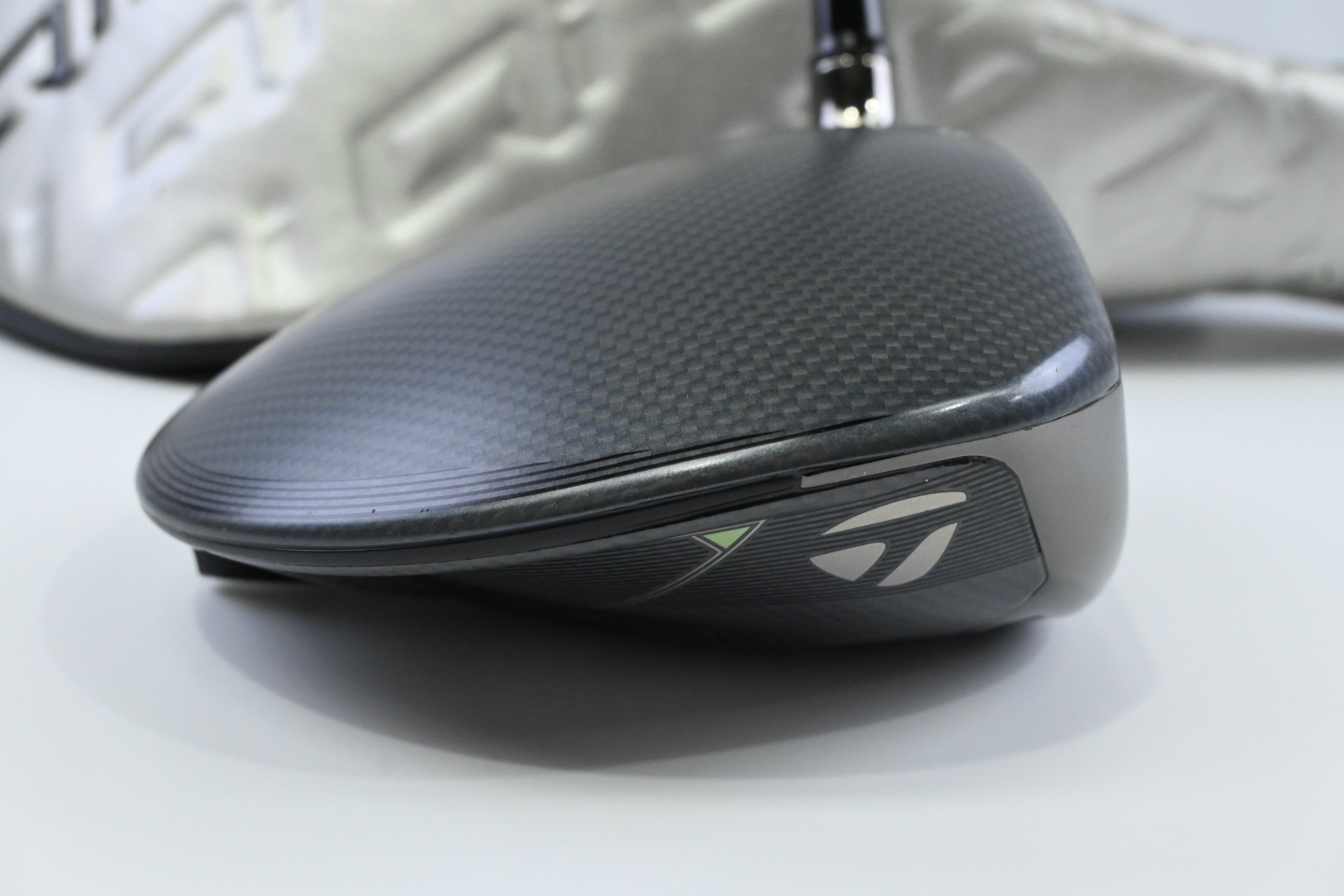 Taylormade Qi35 Driver / 9 Degree / Stiff Flex Tensei AV Limited Black 65