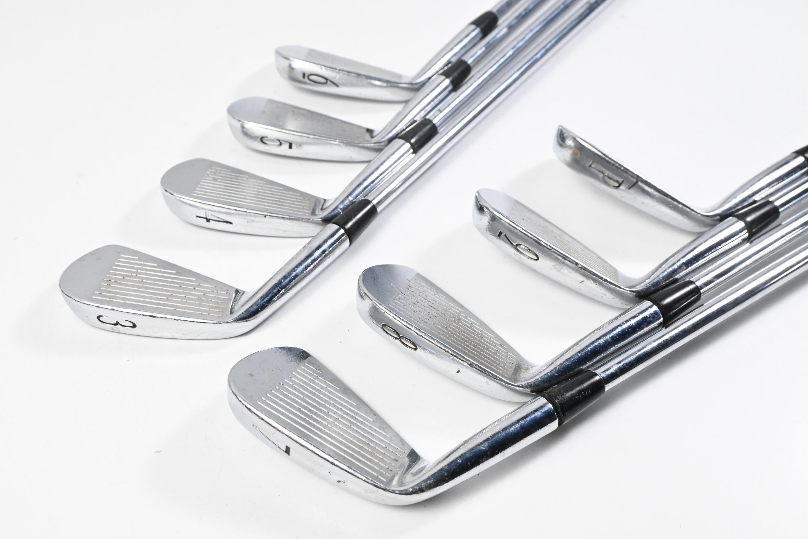 Titleist 695 Forged Irons / 3-PW / Stiff Flex Steel Shafts