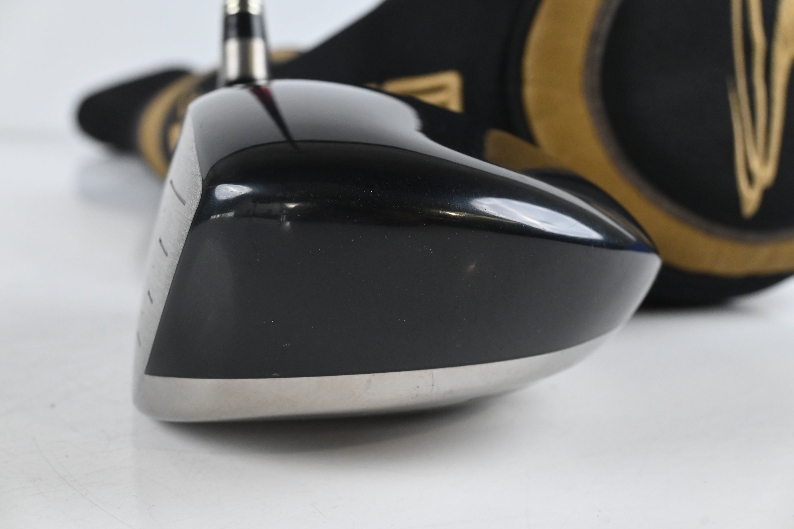 Left Hand Cobra SZ Driver / 10.5 Degree / Regular Flex Graphite Design YS-5.1 55