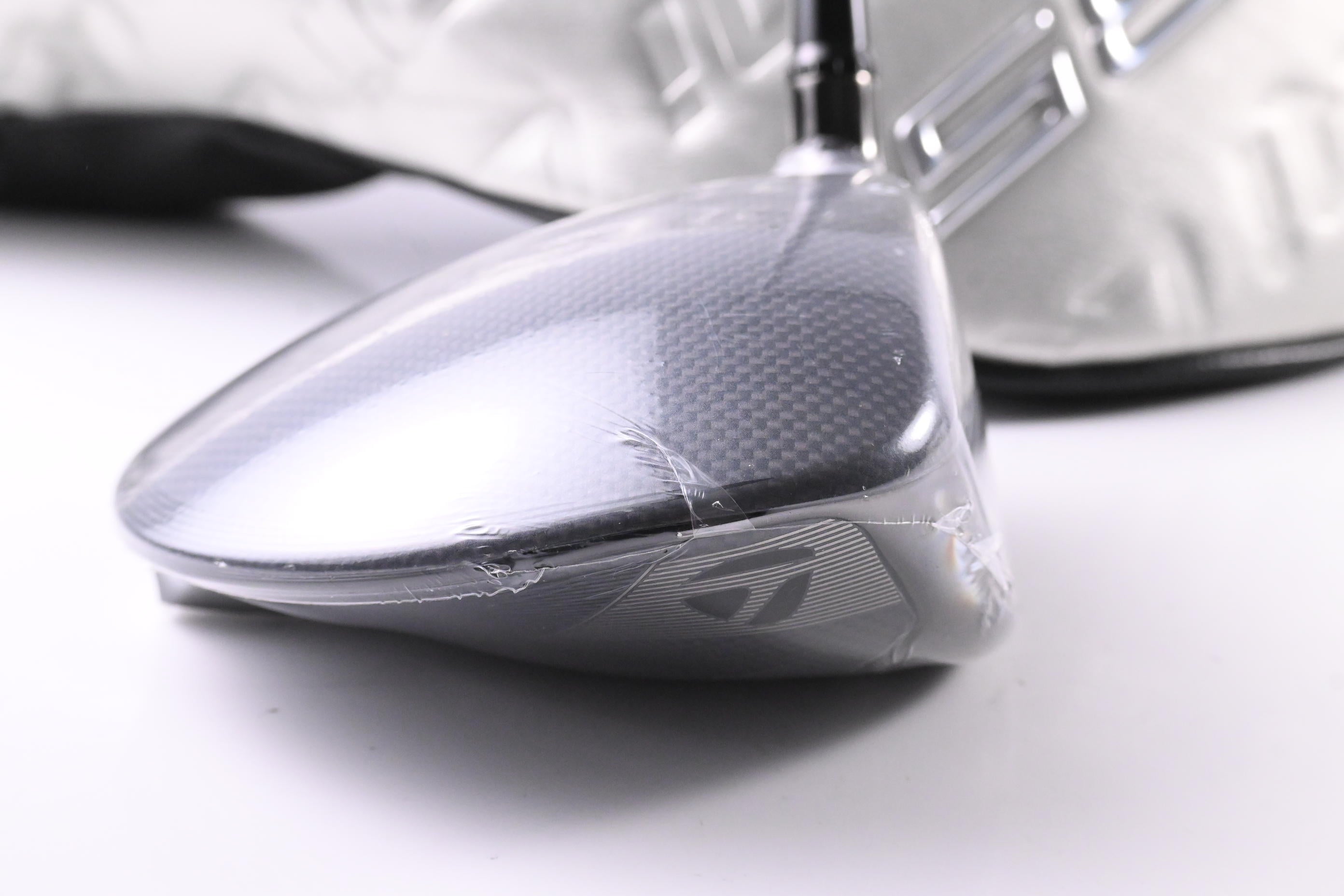 Taylormade Qi35 Max Driver / 9 Degree / Regular Flex Fujikura Air Speeder 50