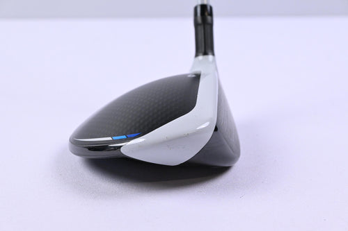 Ladies Taylormade SIM2 Max #5 Wood / 18 Degree / Ladies Flex Aldila NV 45 Shaft