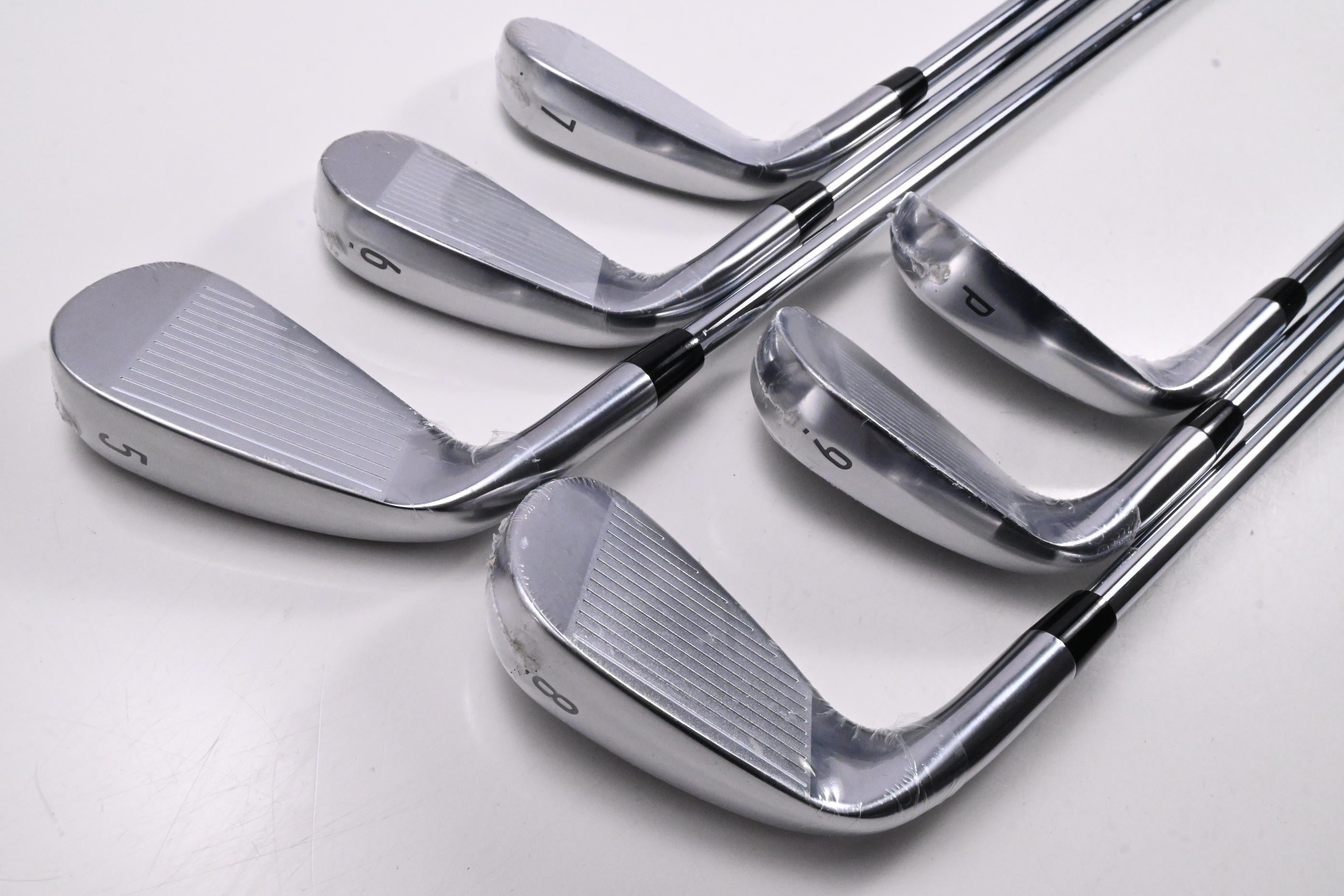 Callaway Quantum Max Irons / 5-PW / Regular Flex KBS Max 90 Shafts