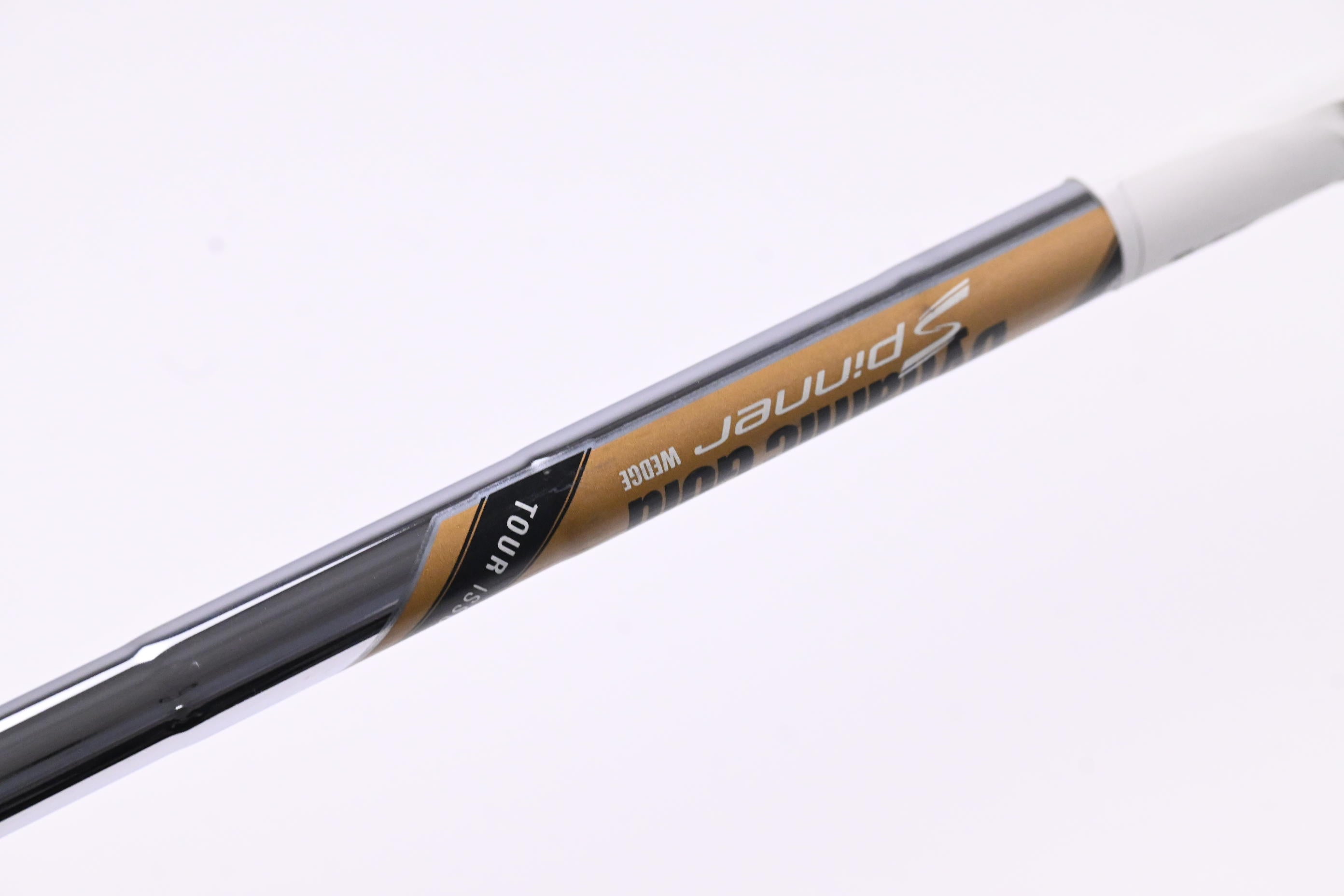 Cleveland RTX ZipCore Sand Wedge / 54 Degree / Wedge Flex Dynamic Gold Spinner