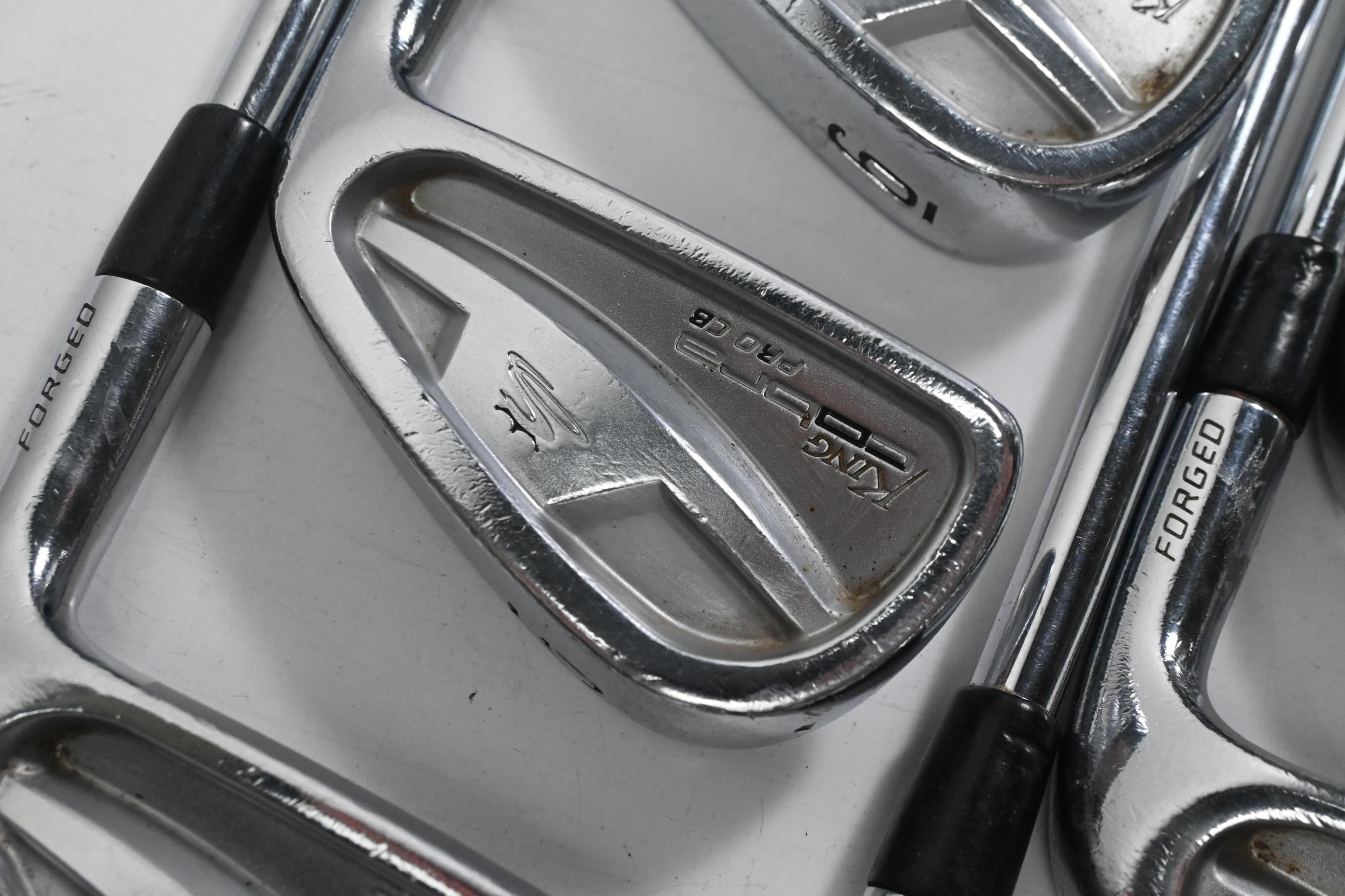 Cobra Pro CB Irons / 4-PW / Regular Flex Project X Rifle Shafts