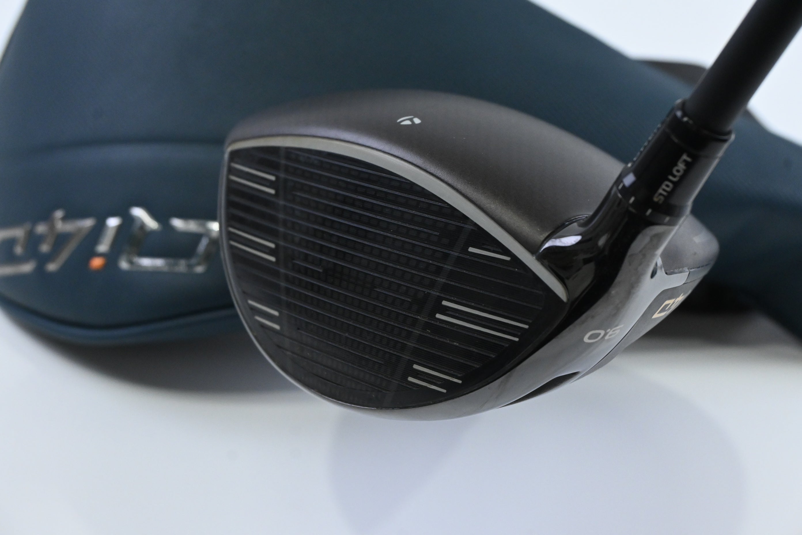 Taylormade Qi4D Driver / 9 Degree / Regular Flex Reax Blue 60 Shaft